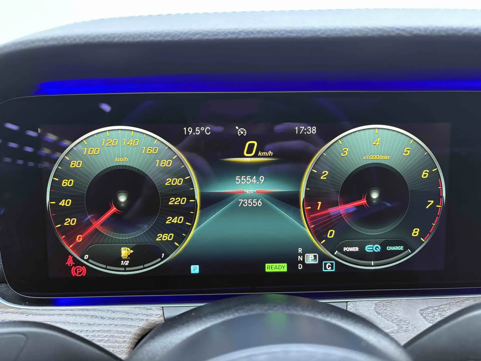 Mercedes-Benz E 260 L, 2021 15