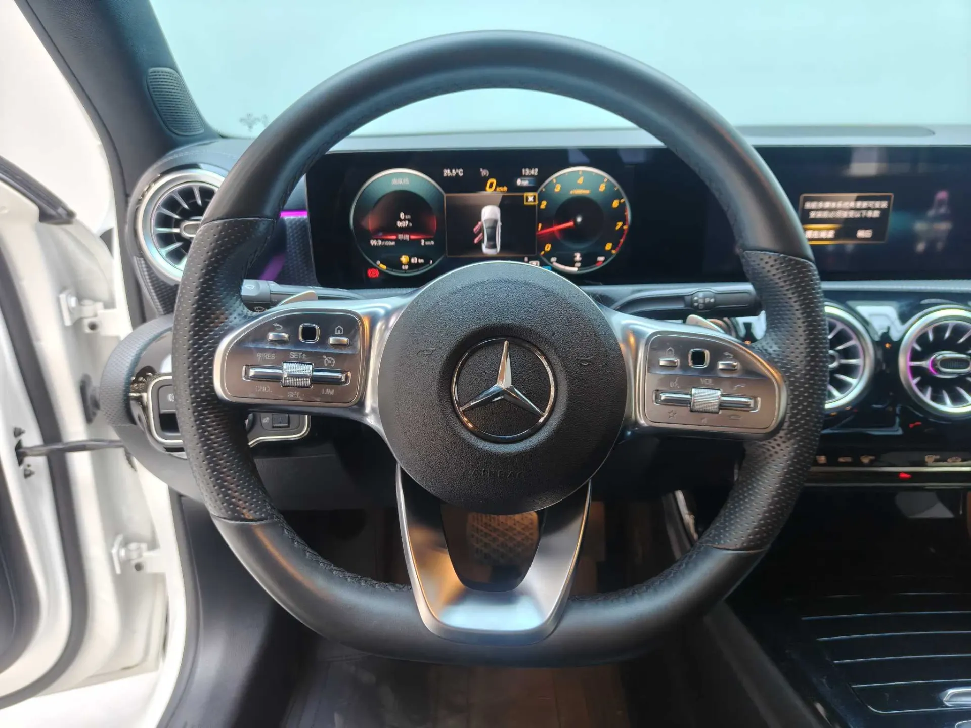 Mercedes-Benz A 200 L, 2022 15