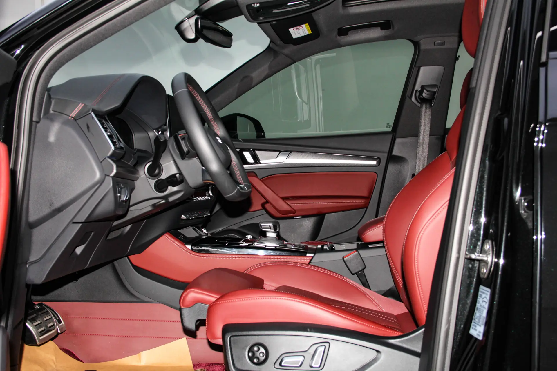Audi Q5L 40 TFSI, 2025 25