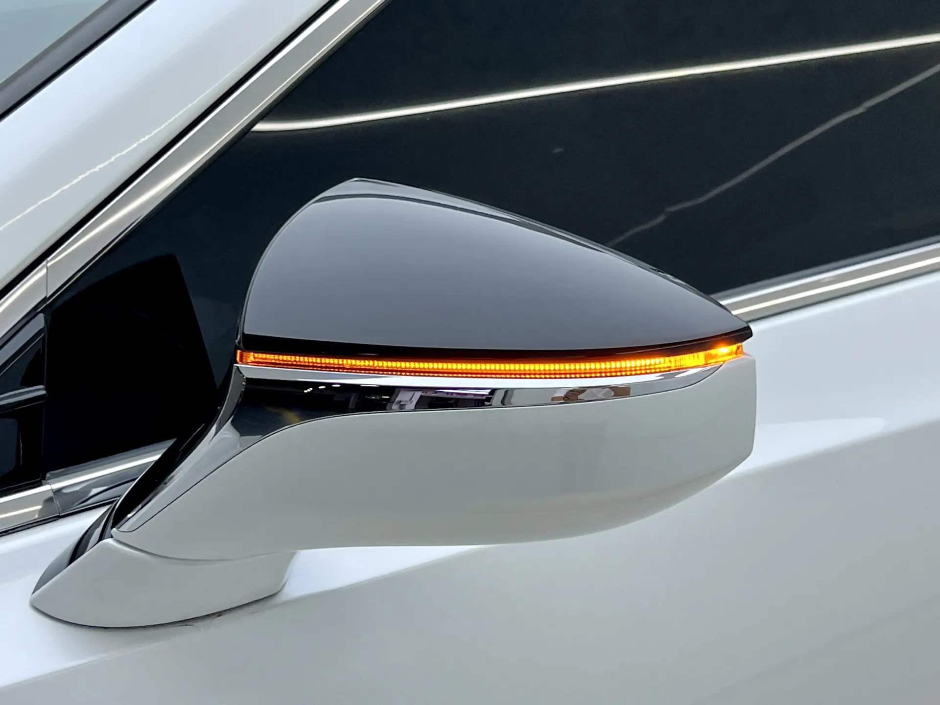 Lexus ES 300h, 2023 7