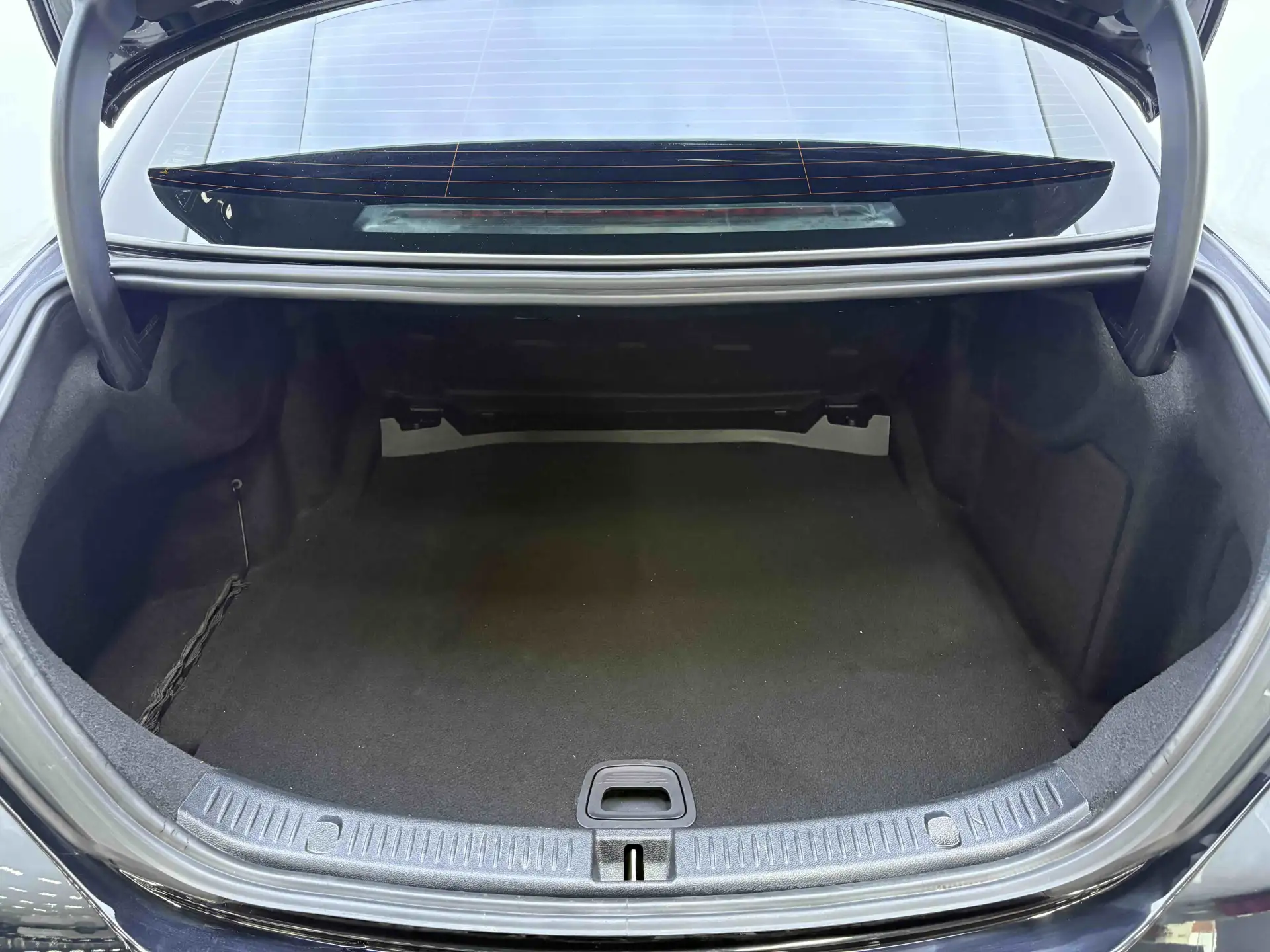 Mercedes-Benz E 260 L, 2021 21