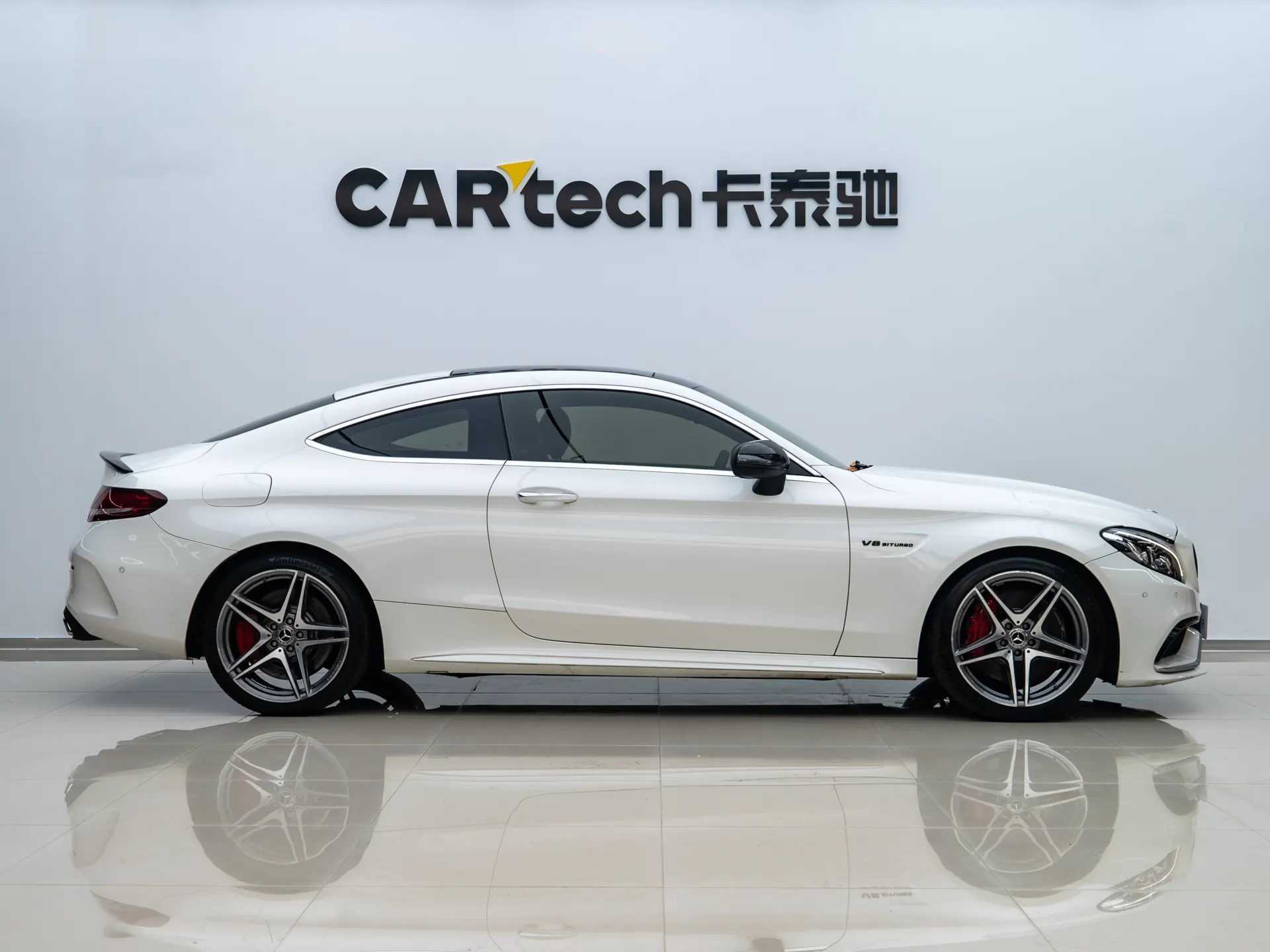 Mercedes-Benz C 63, 2019 4