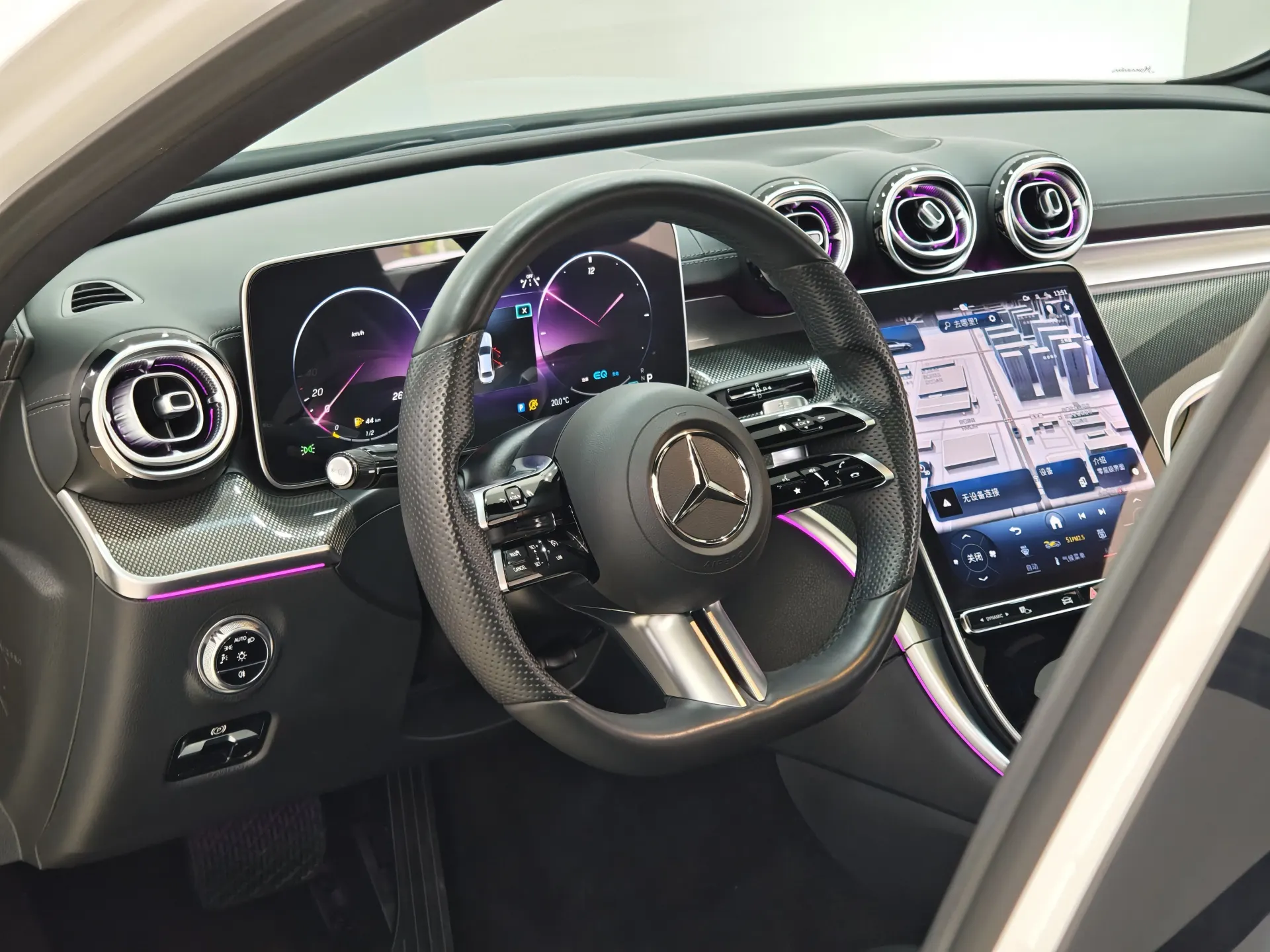 Mercedes-Benz C 260 L, 2024 23