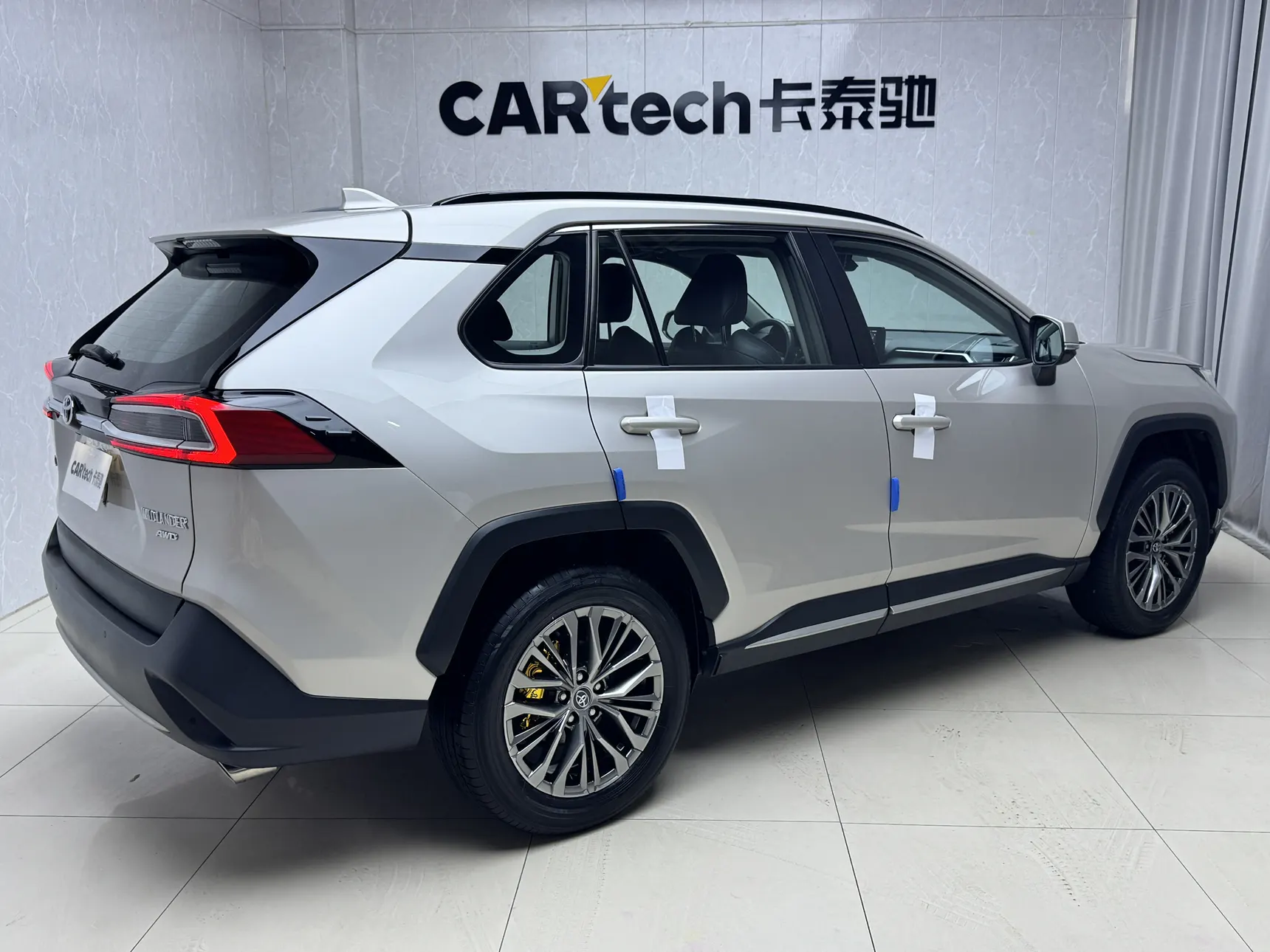 Toyota Wildlander, 2023 4