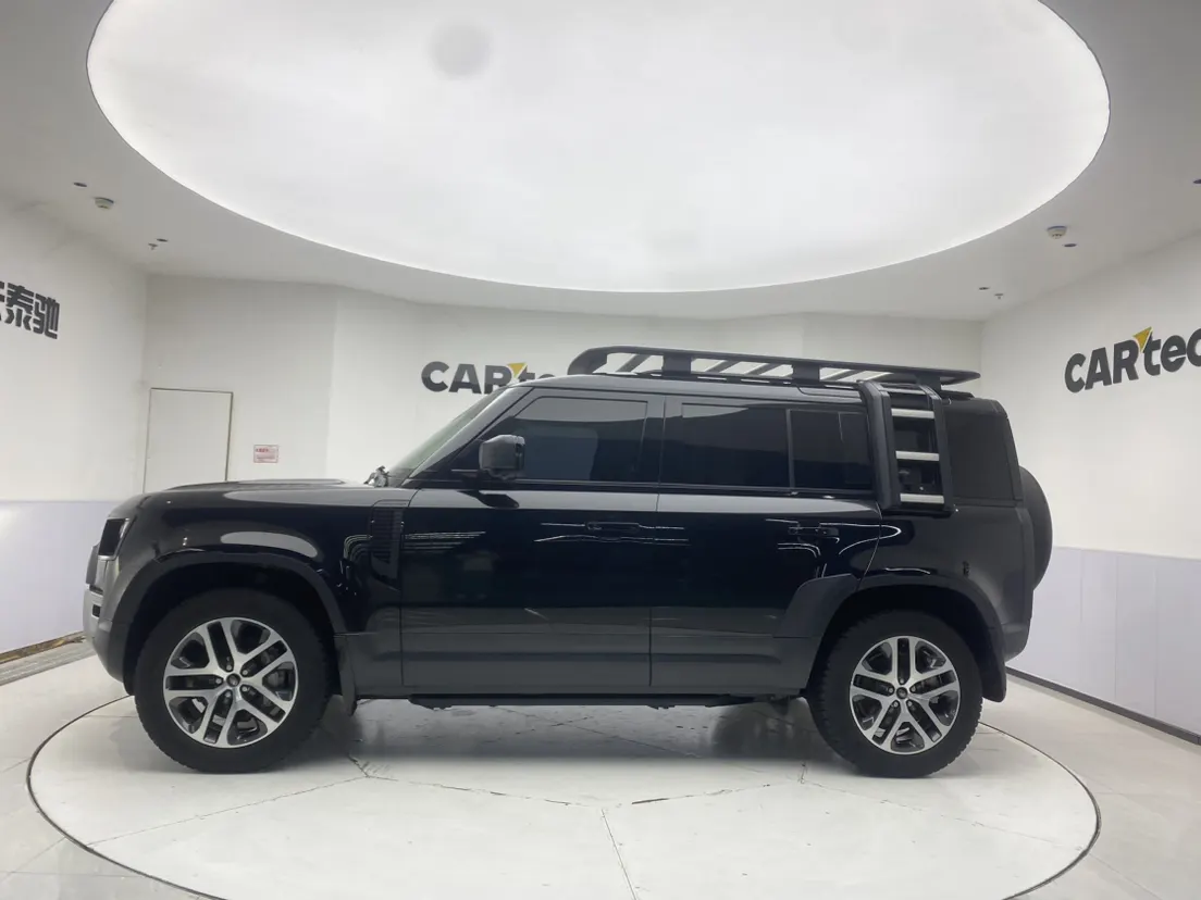Land Rover Defender, 2021 7