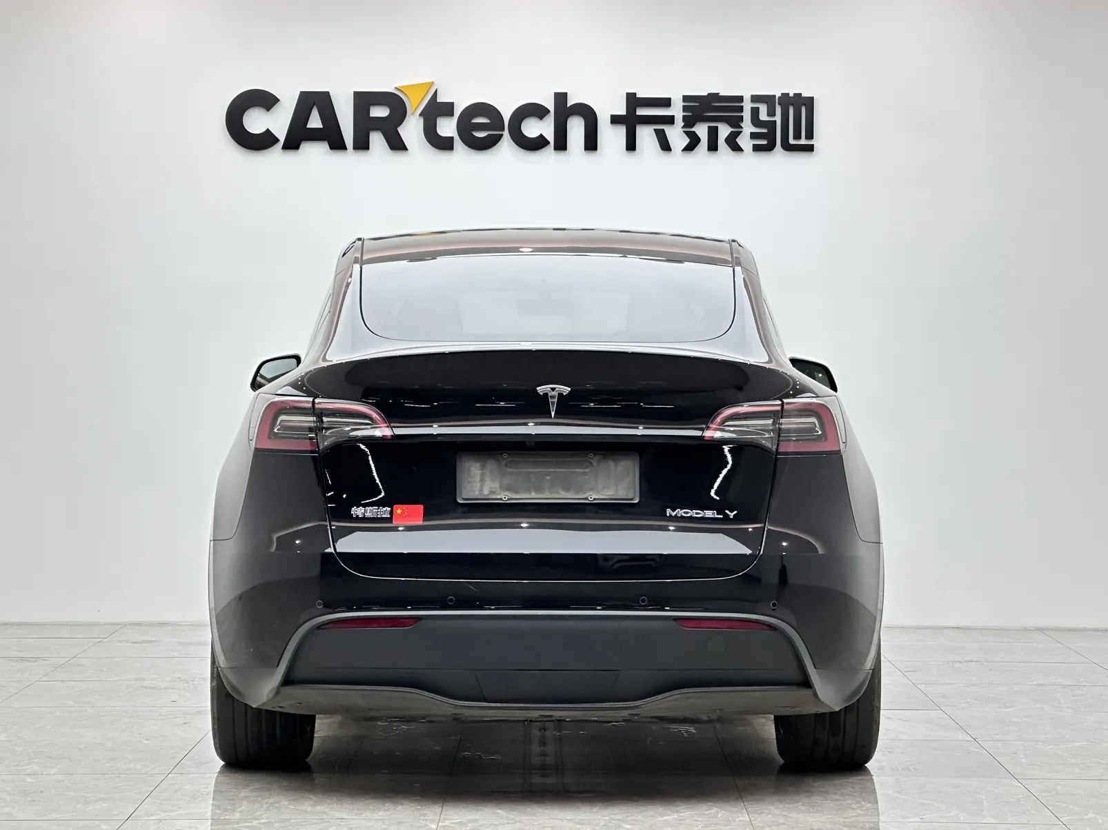 Tesla Model Y, 2023 4