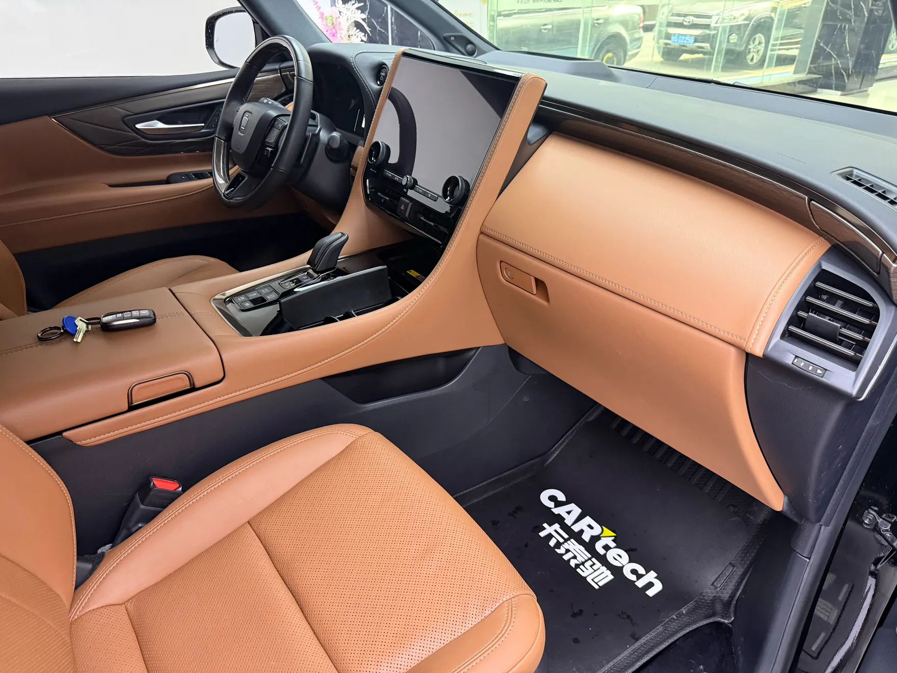 Toyota Vellfire, 2024 19
