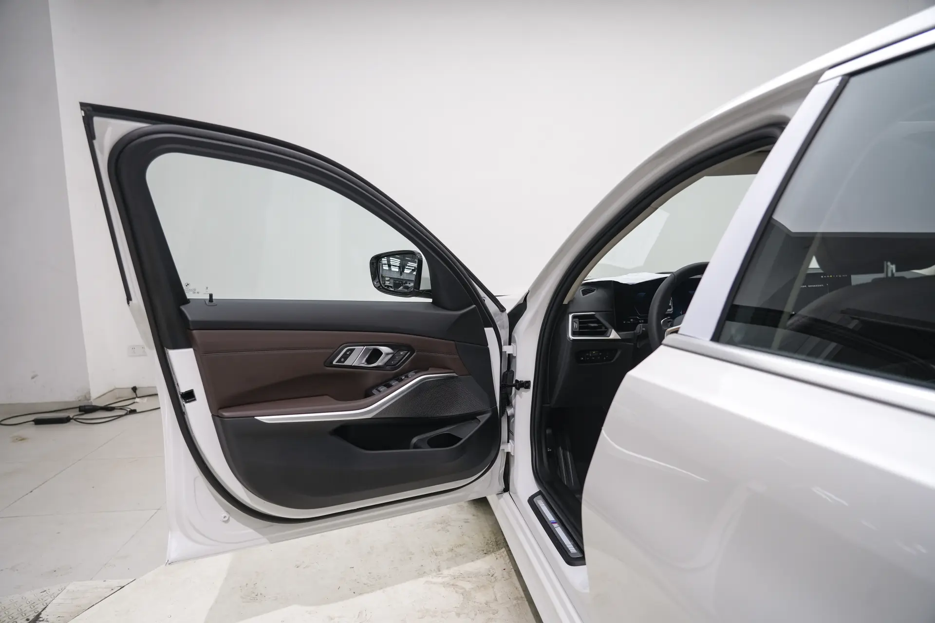BMW 320Li, 2023 20