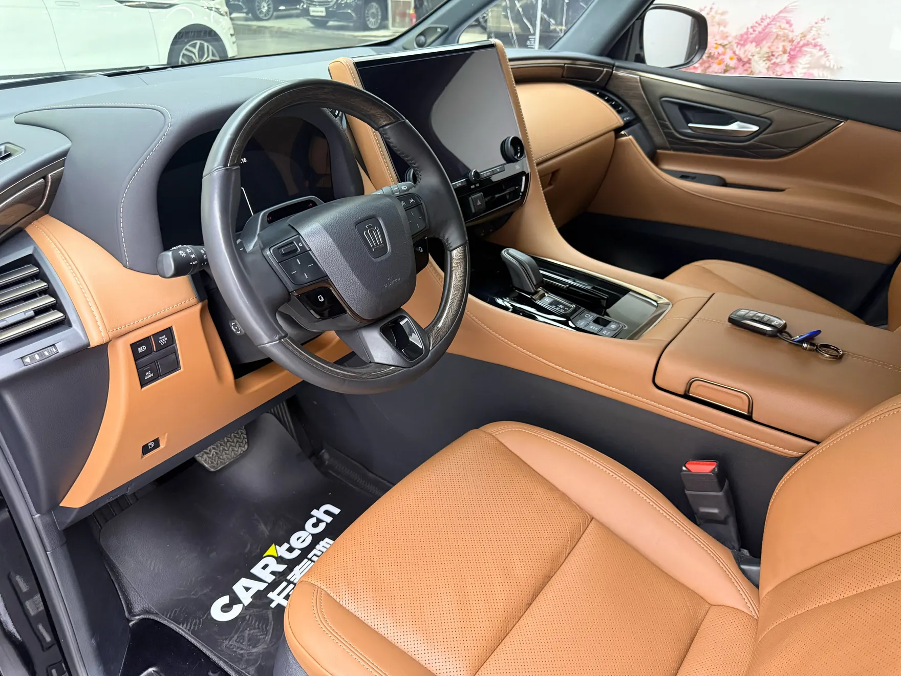 Toyota Vellfire, 2024 18