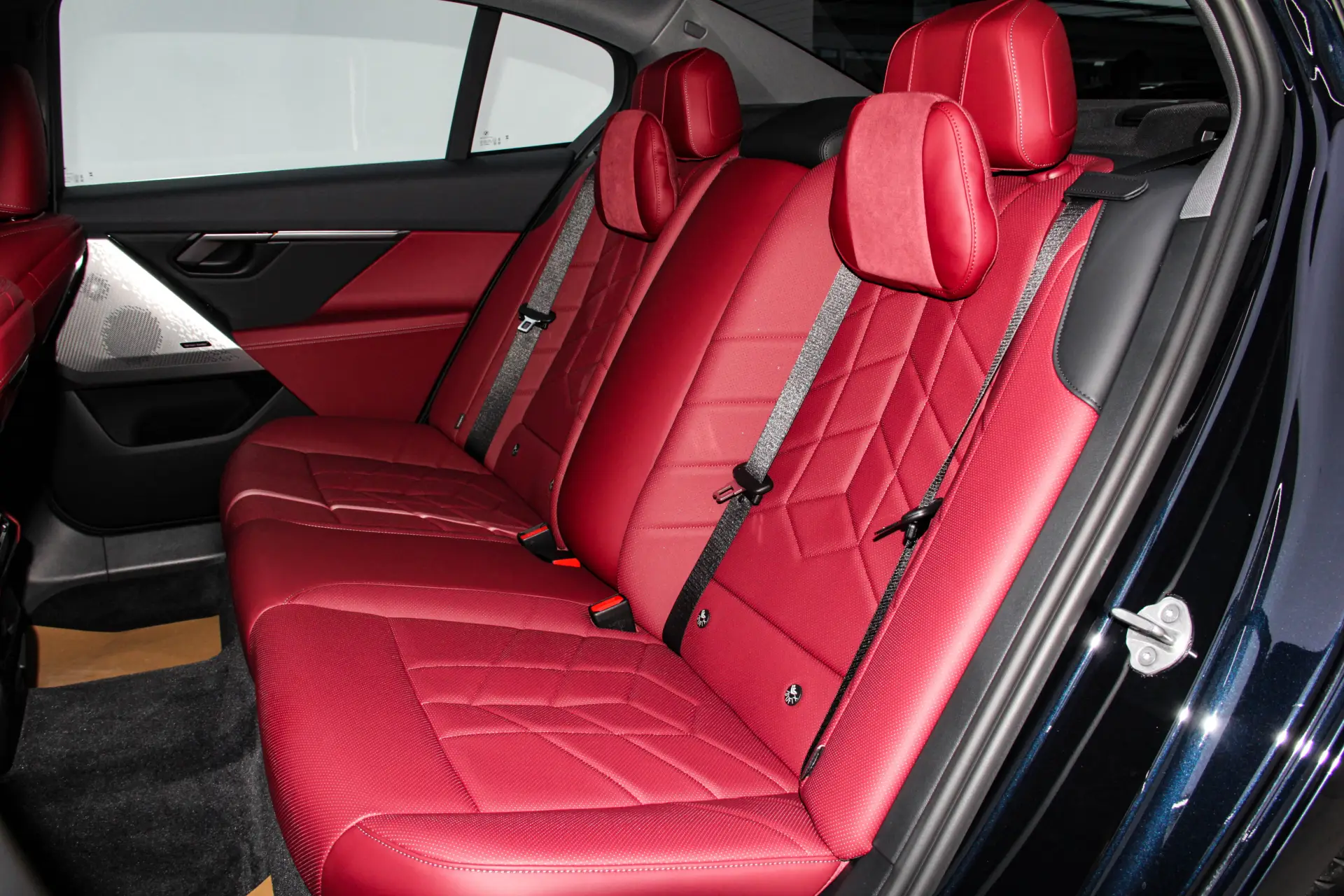 BMW 530Li, 2025 18