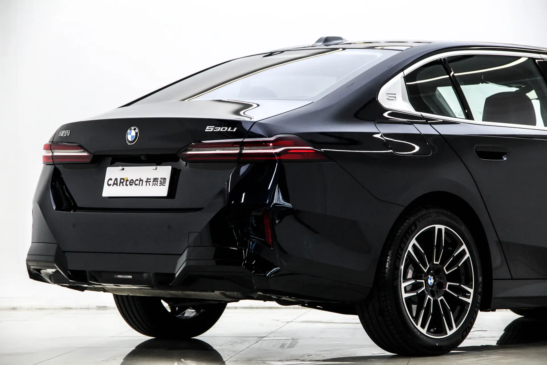 BMW 530Li, 2025 7
