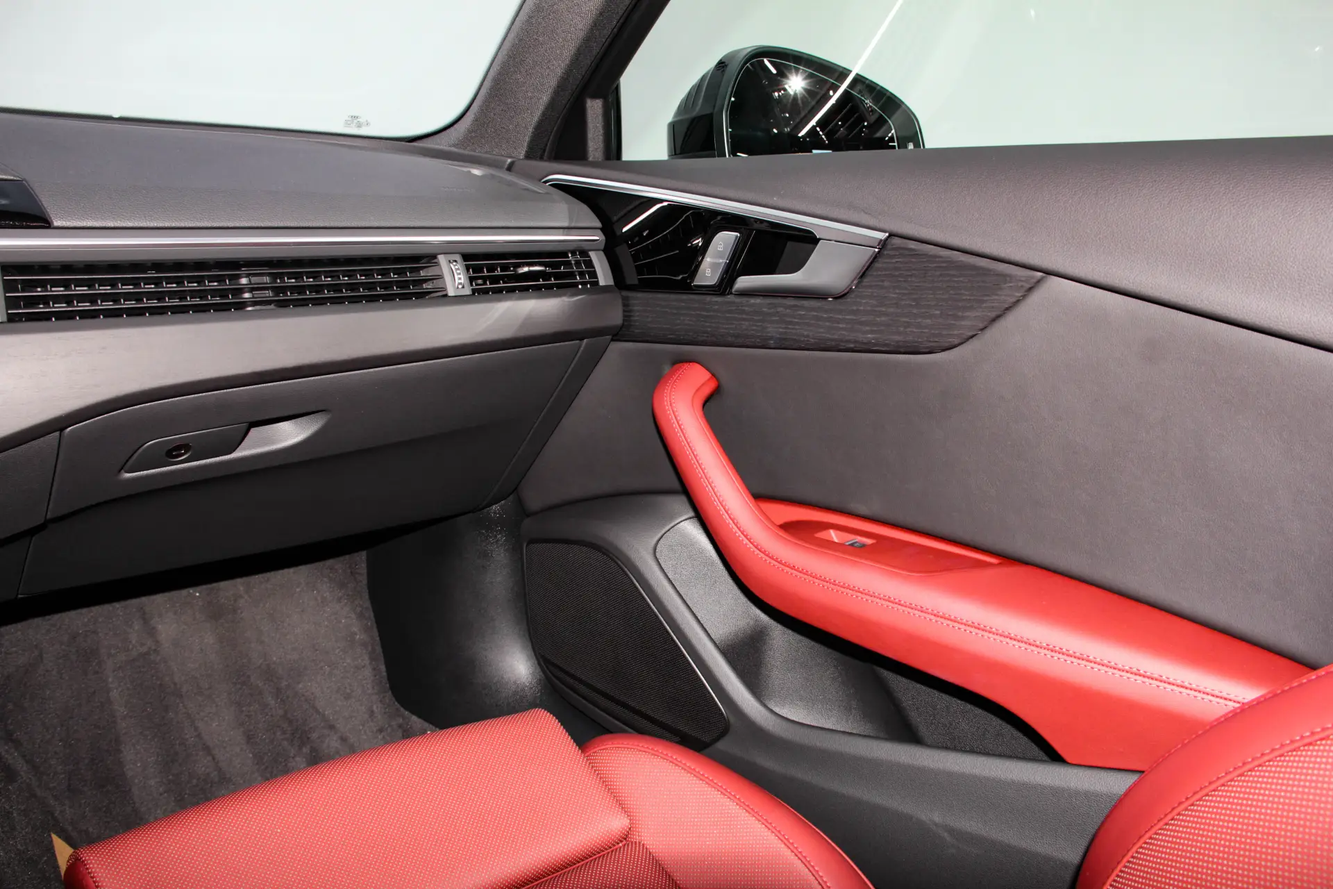 Audi A4L, 2025 21