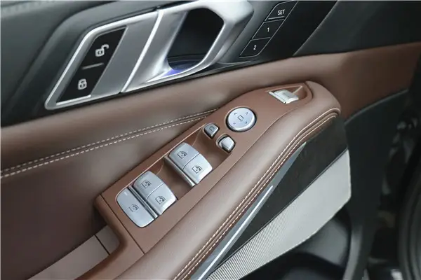 BMW X5, 2023 11