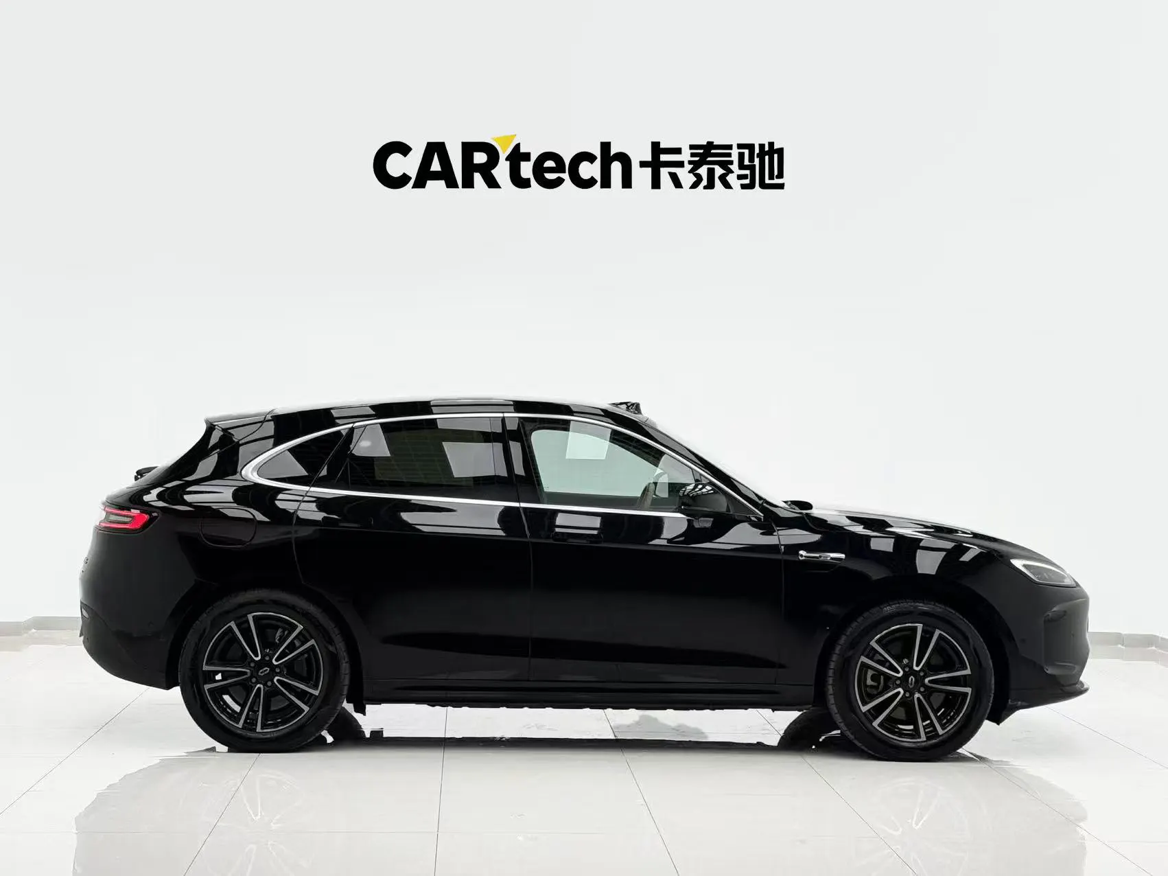 AITO M5, 2024 3