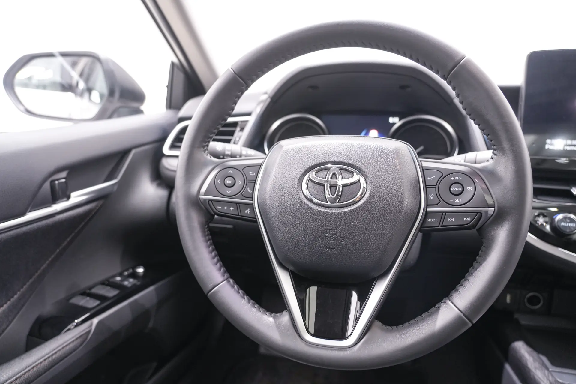 Toyota Camry, 2024 16