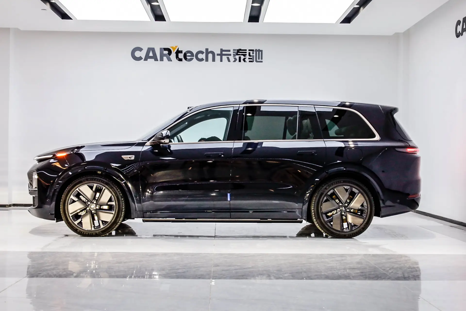 Li Auto L9, 2025 все фото