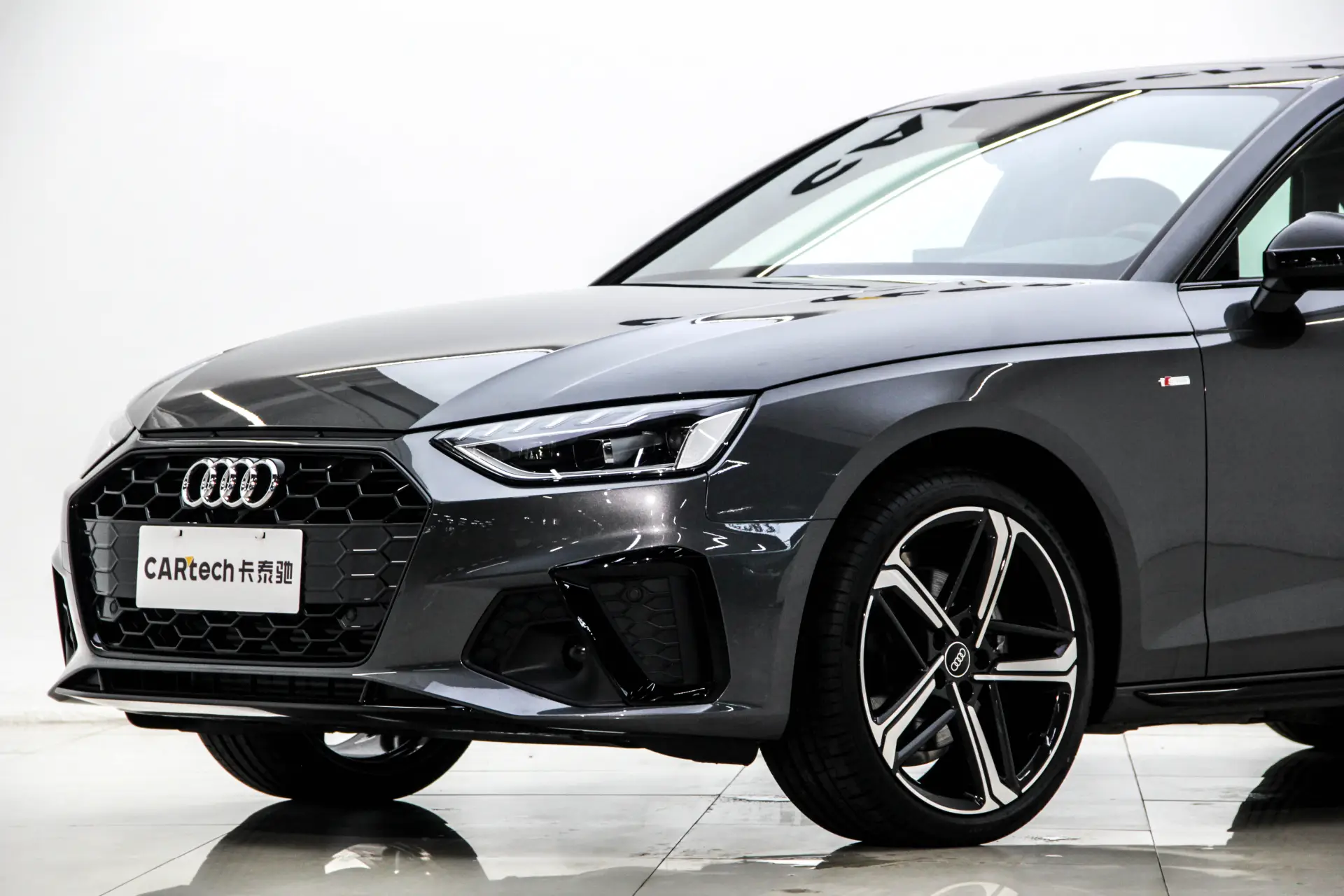 Audi A4L, 2025 3