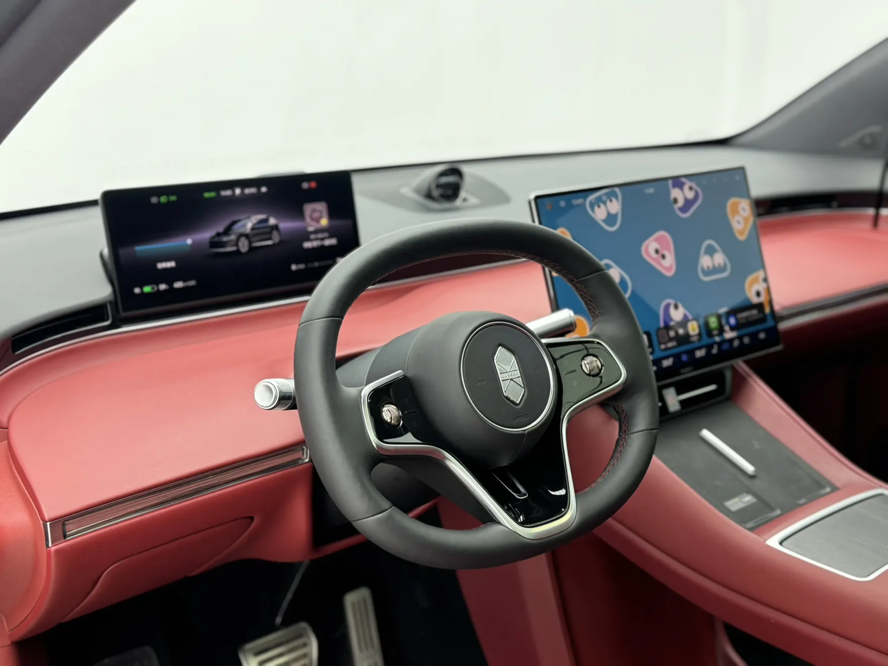 Luxeed R7, 2025 17