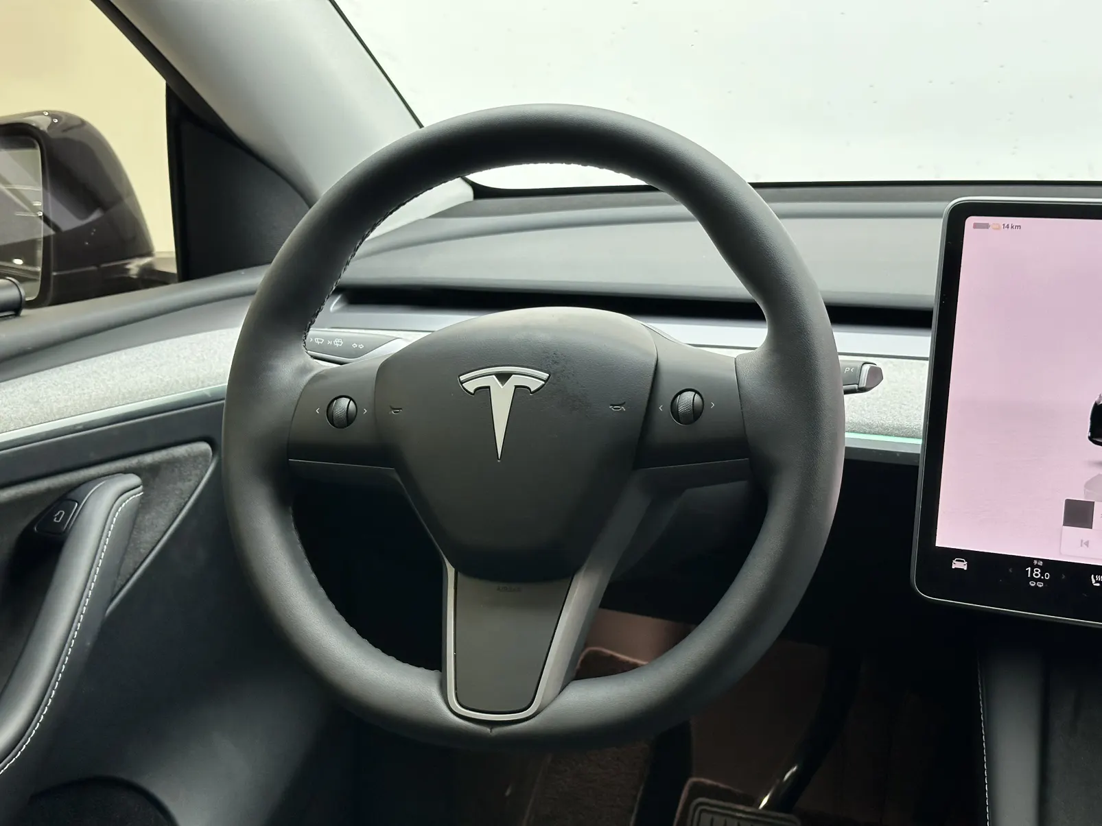 Tesla Model Y, 2023 12