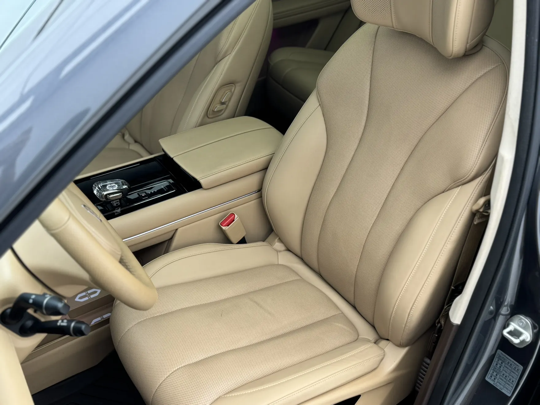 AITO M7, 2024 11