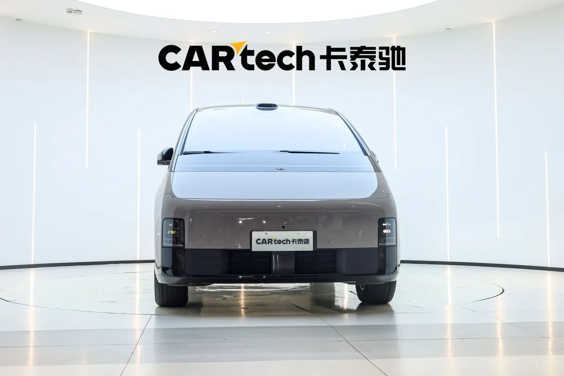 Li Auto MEGA, 2025 3