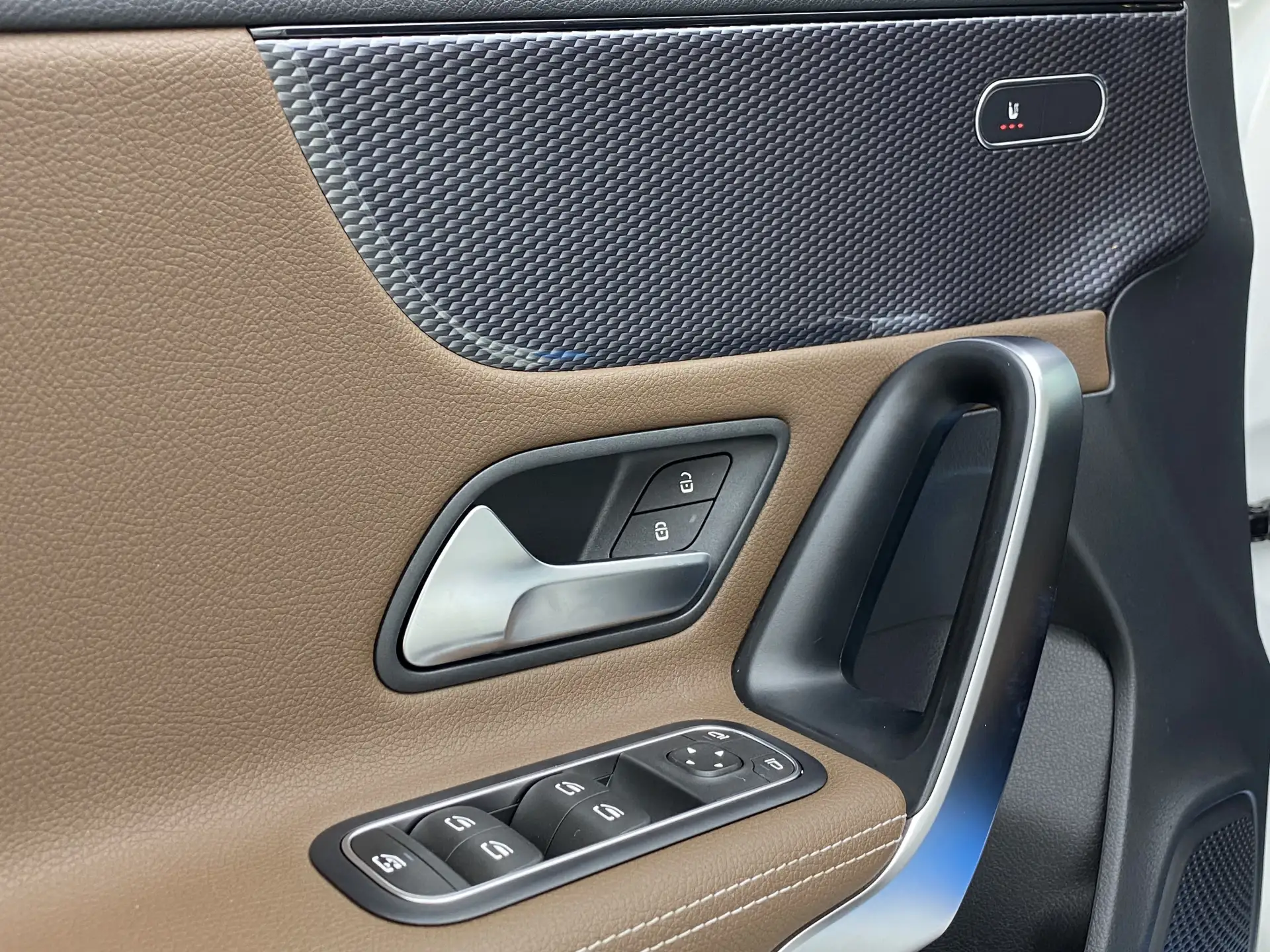 Mercedes-Benz A 200, 2022 21