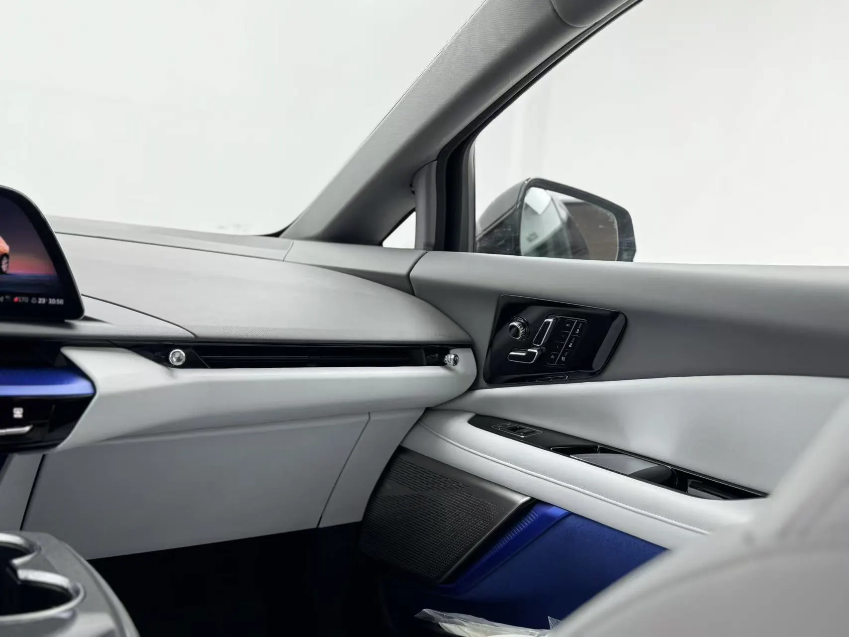 Cadillac IQ, 2024 22