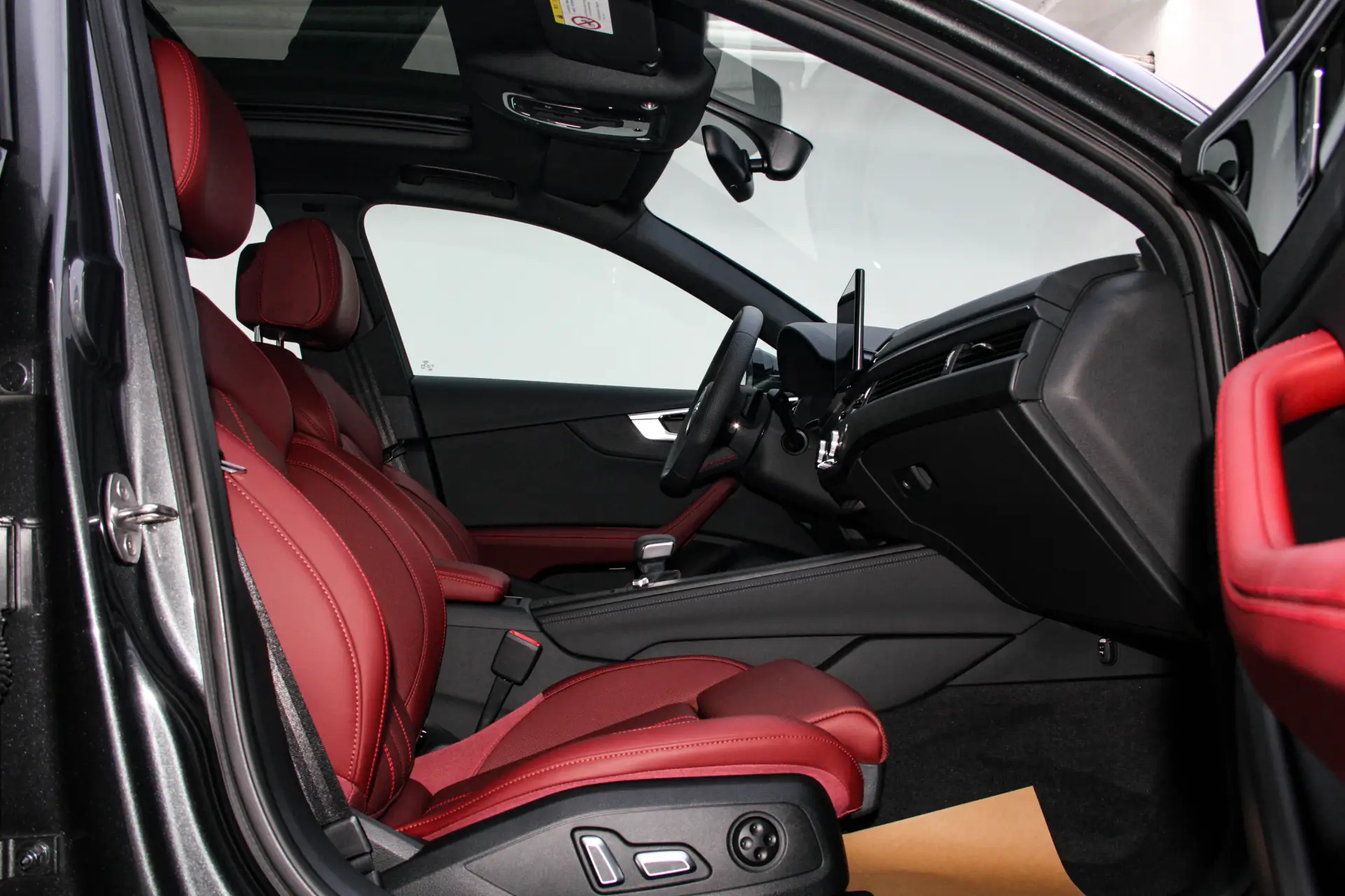Audi A4L, 2025 18