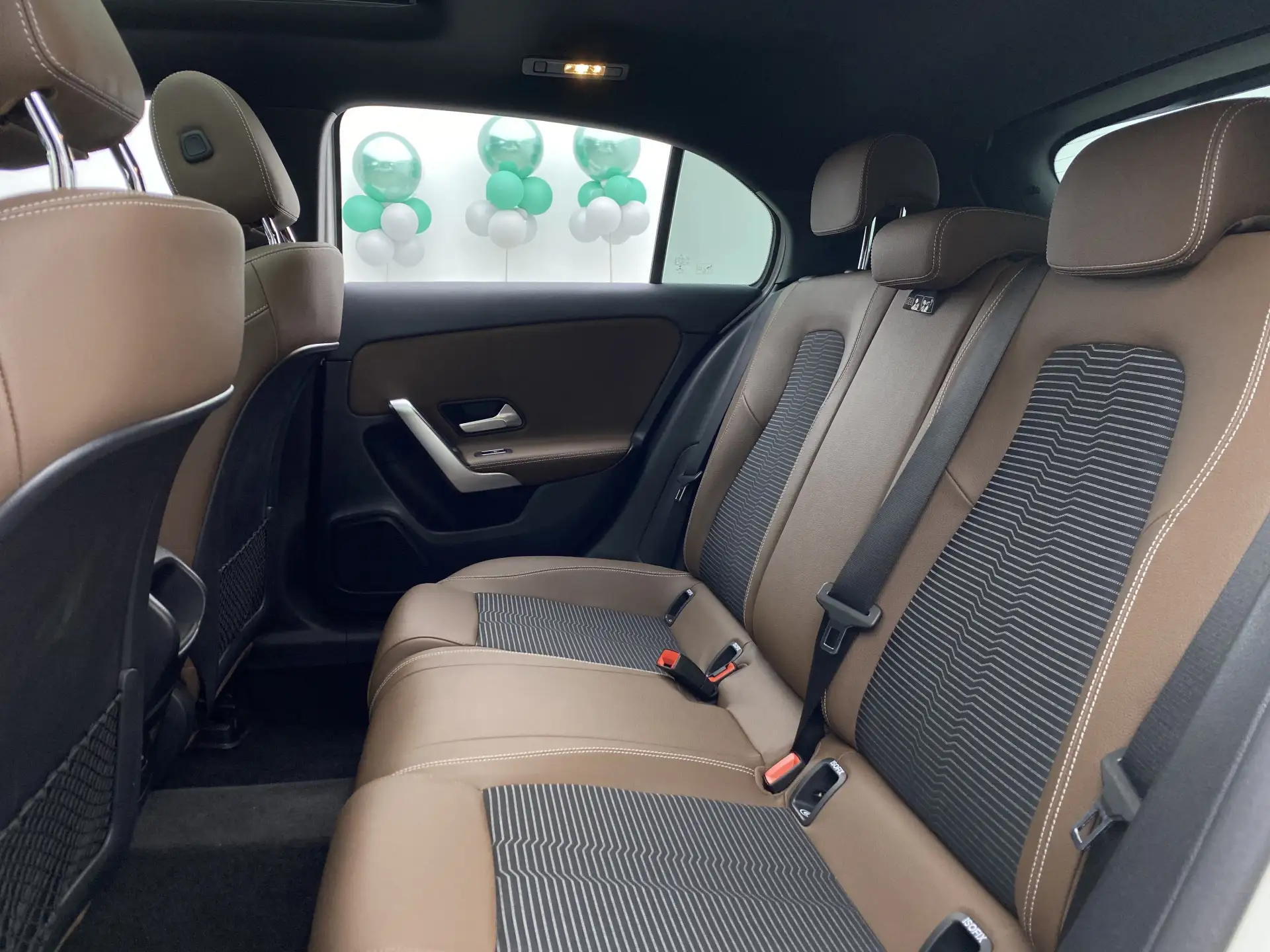 Mercedes-Benz A 200, 2022 8
