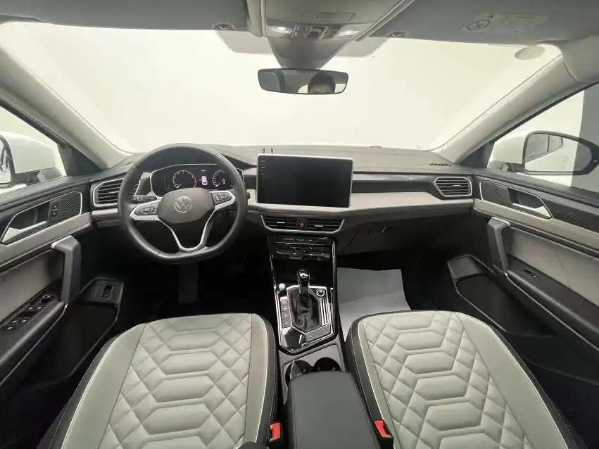 Volkswagen Tayron, 2023 10