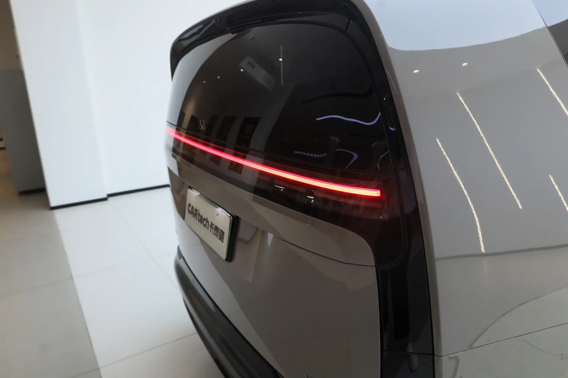 Li Auto MEGA, 2025 10