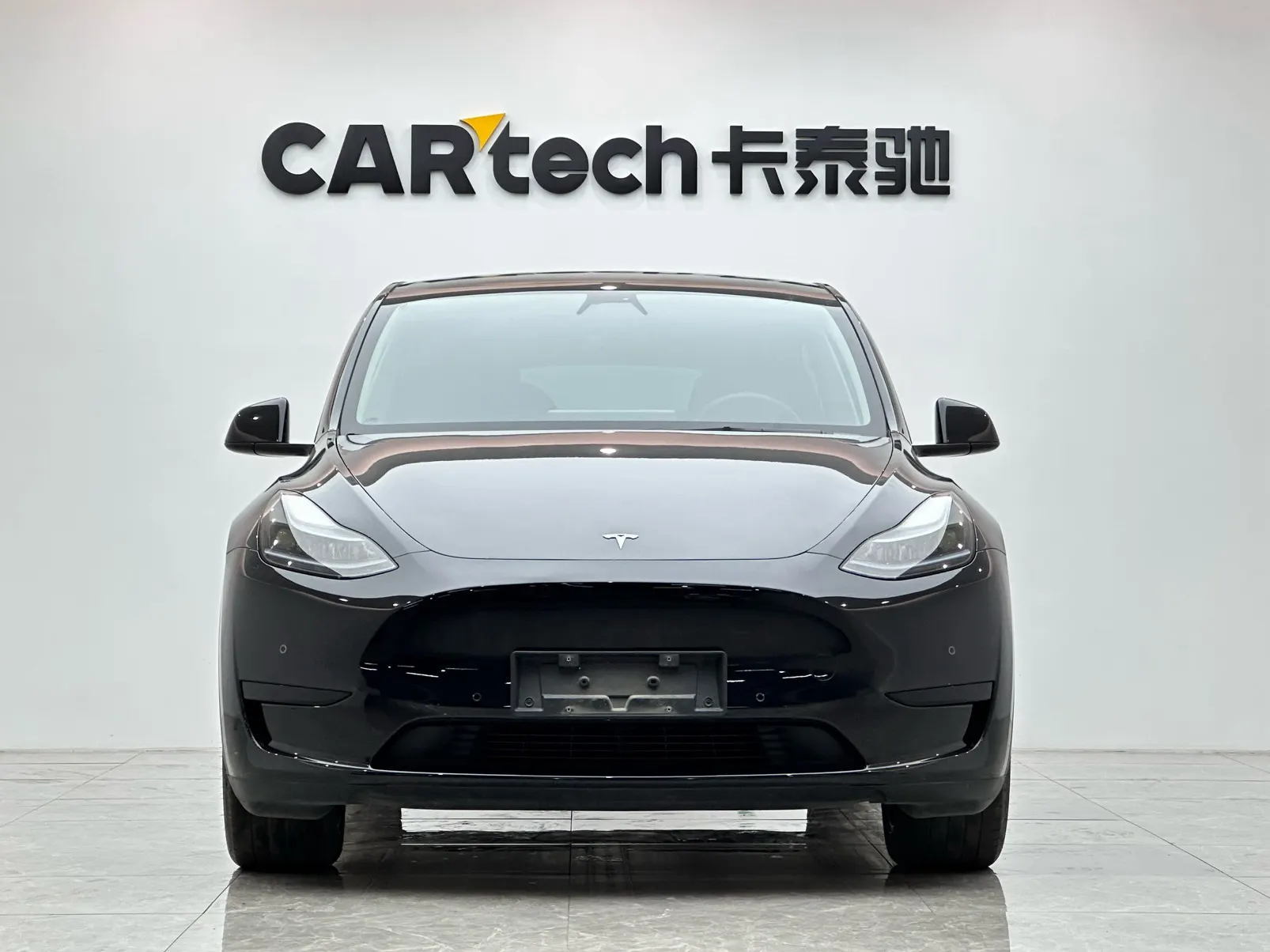 Tesla Model Y, 2023 7