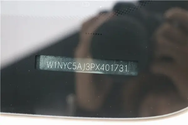 Mercedes-Benz G 400 d, 2023 32