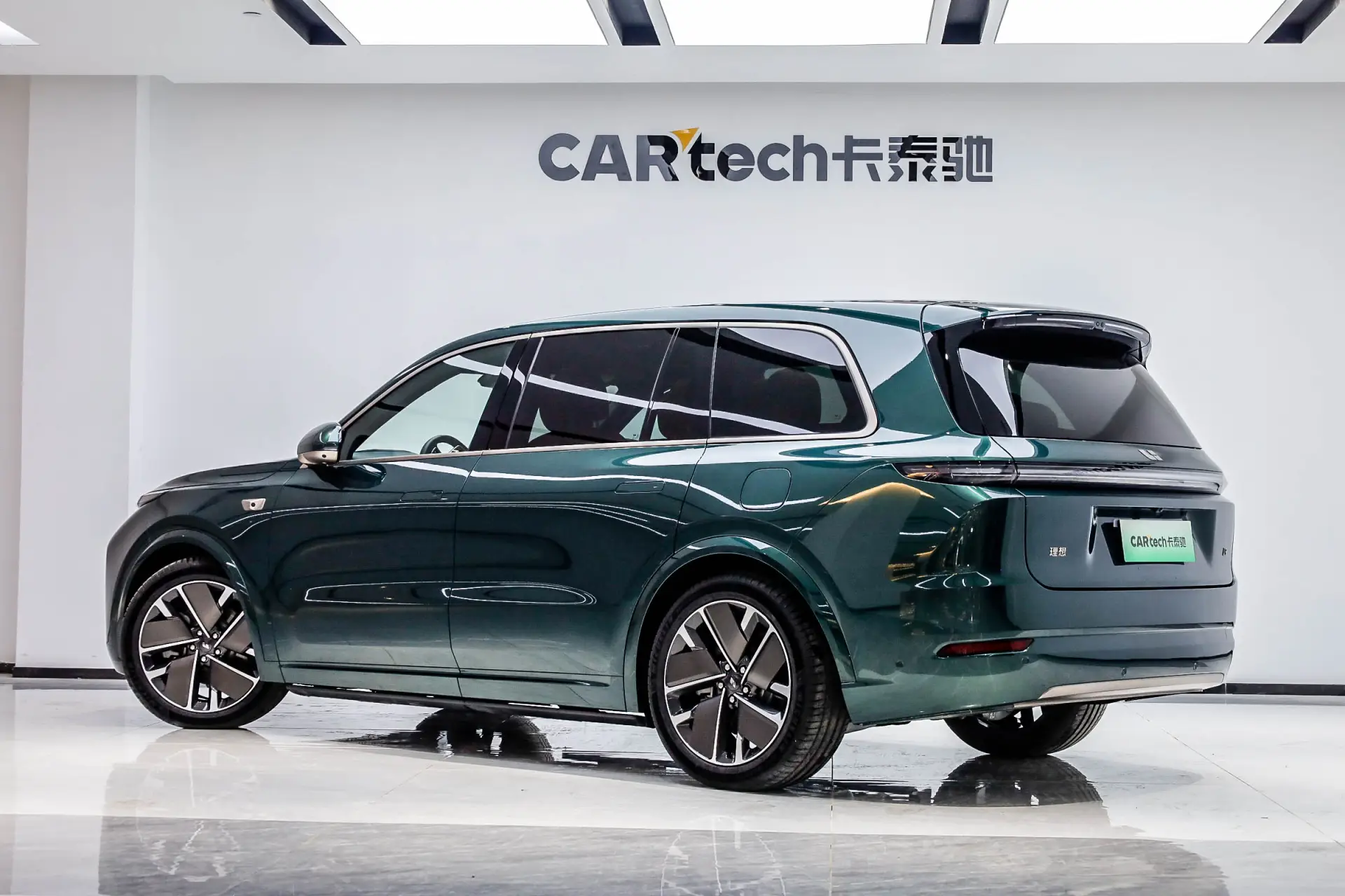 Li Auto L9, 2025 все фото