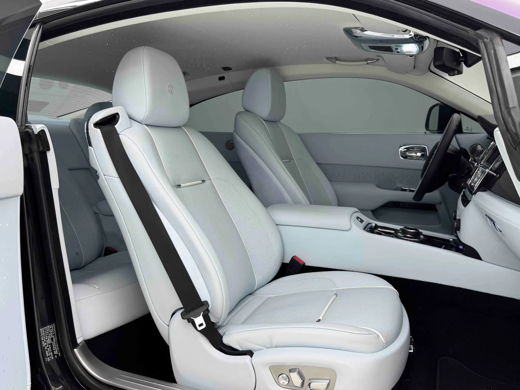 Rolls-Royce Wraith, 2015 20