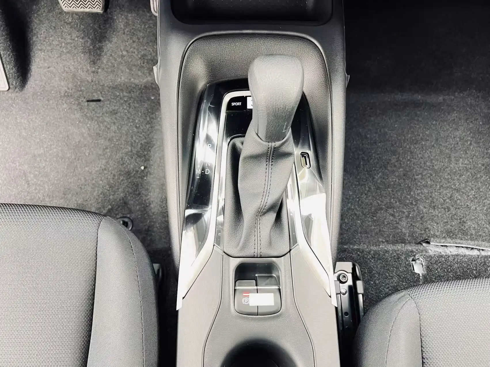 Toyota Corolla, 2025 14