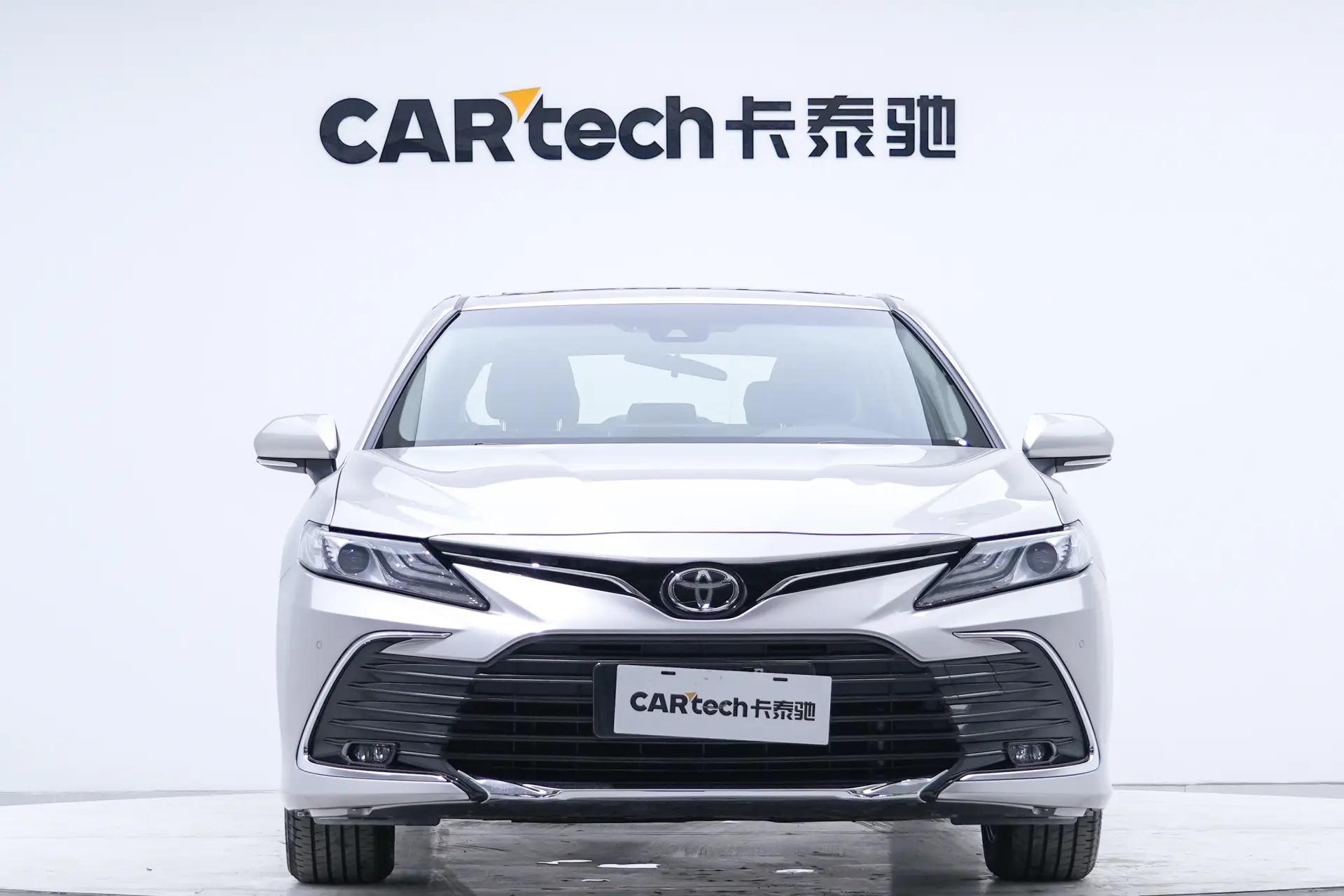 Toyota Camry, 2024 3