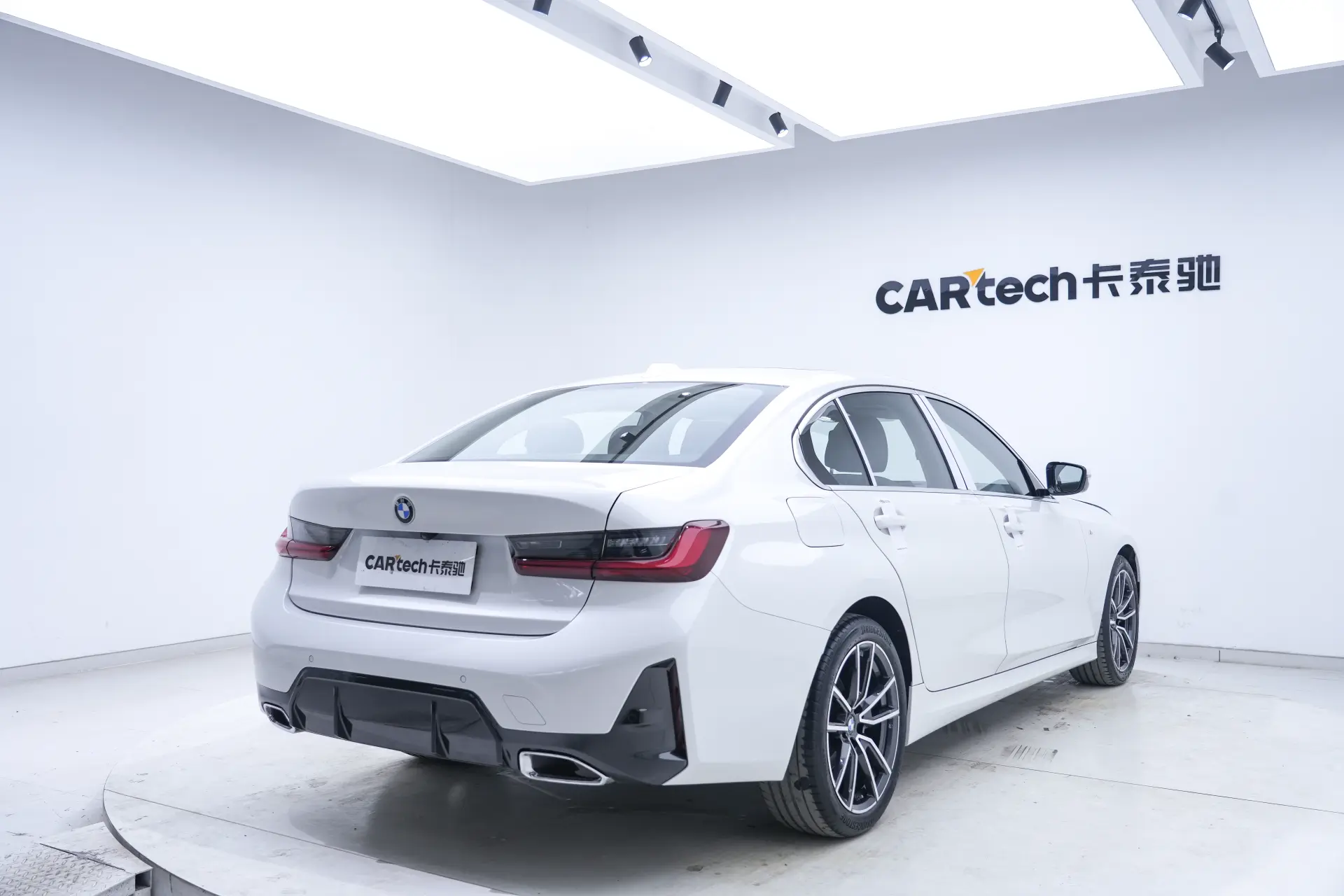 BMW 320Li, 2023 все фото