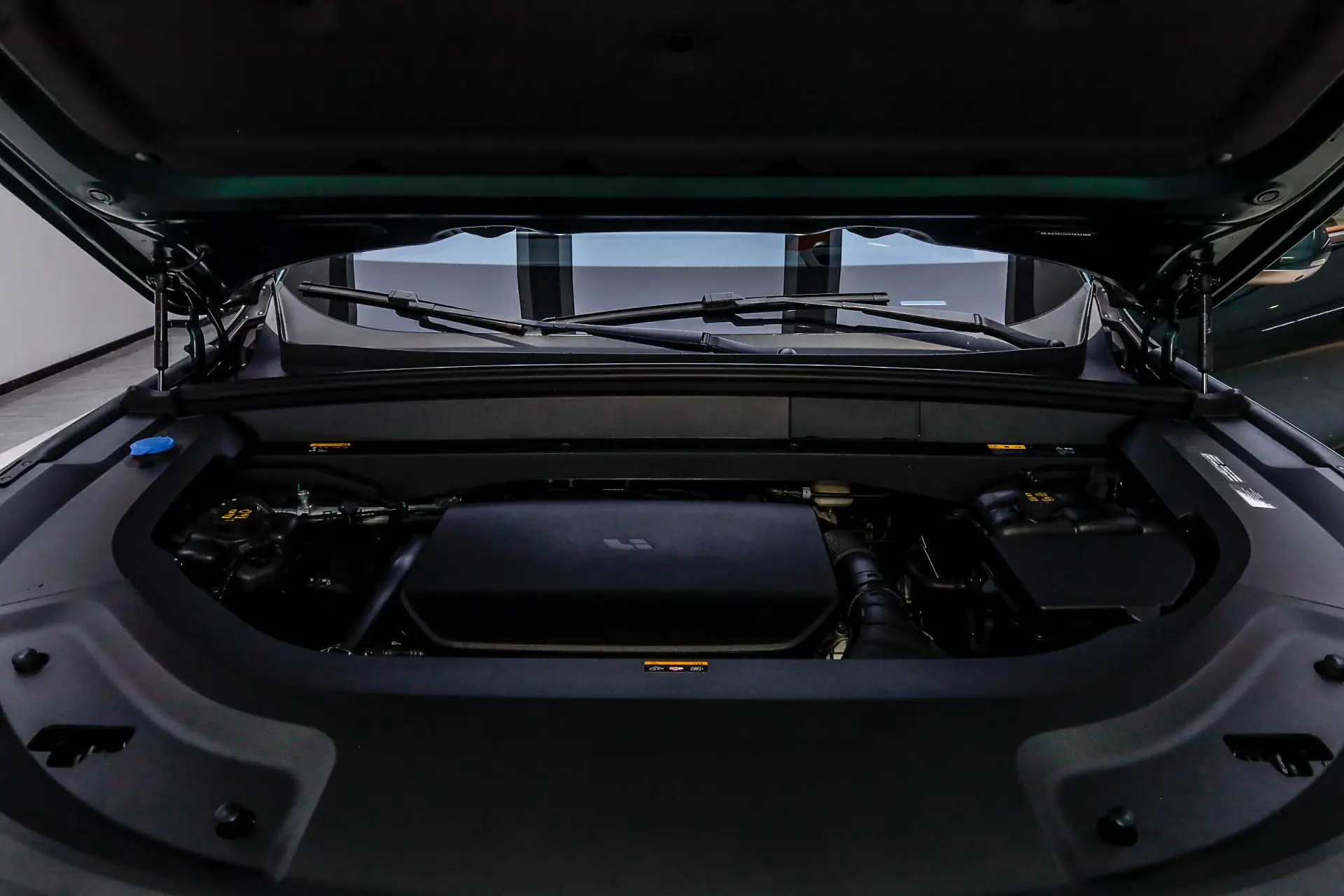 Li Auto L9, 2025 10