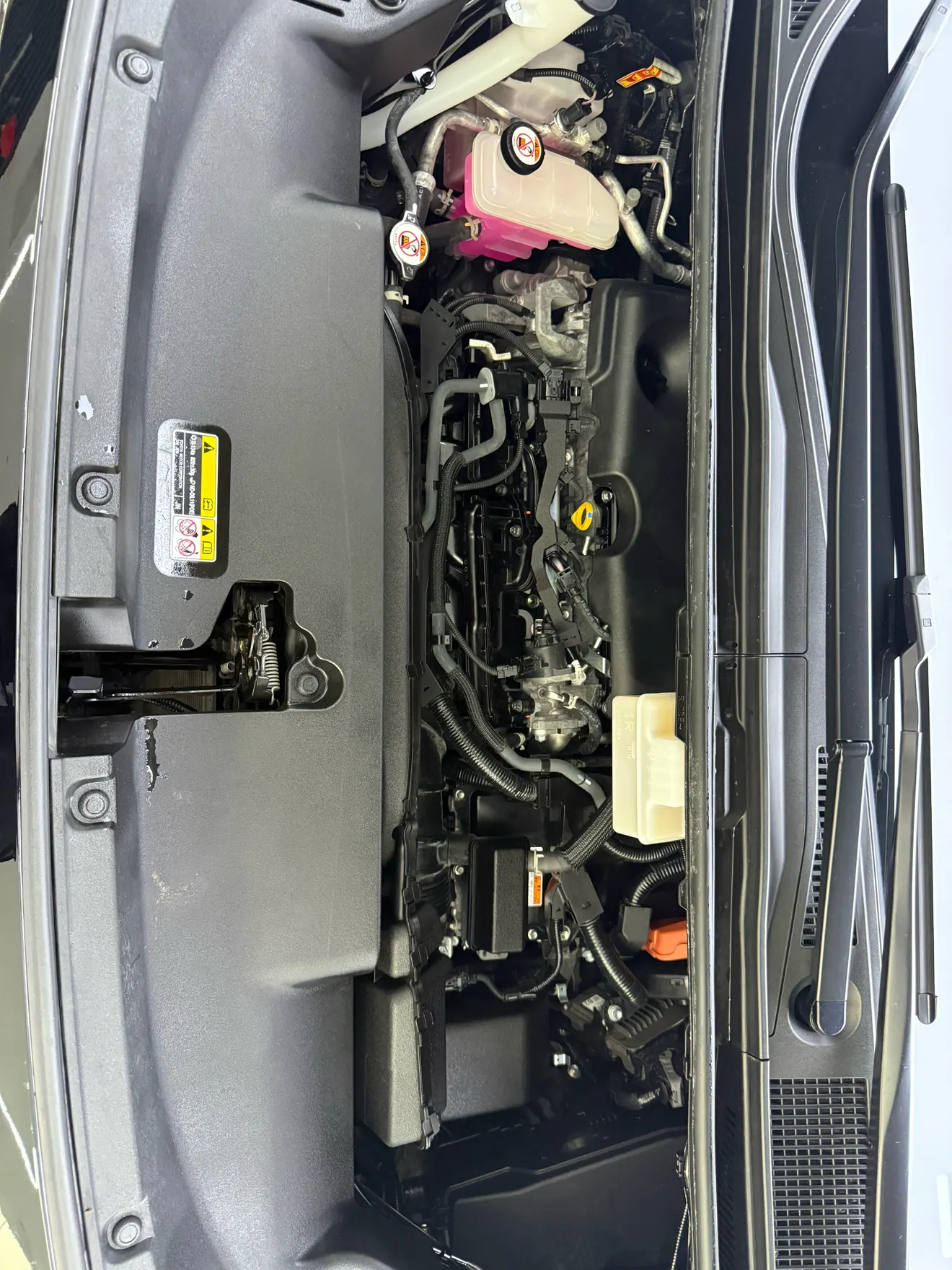 Toyota Vellfire, 2024 12