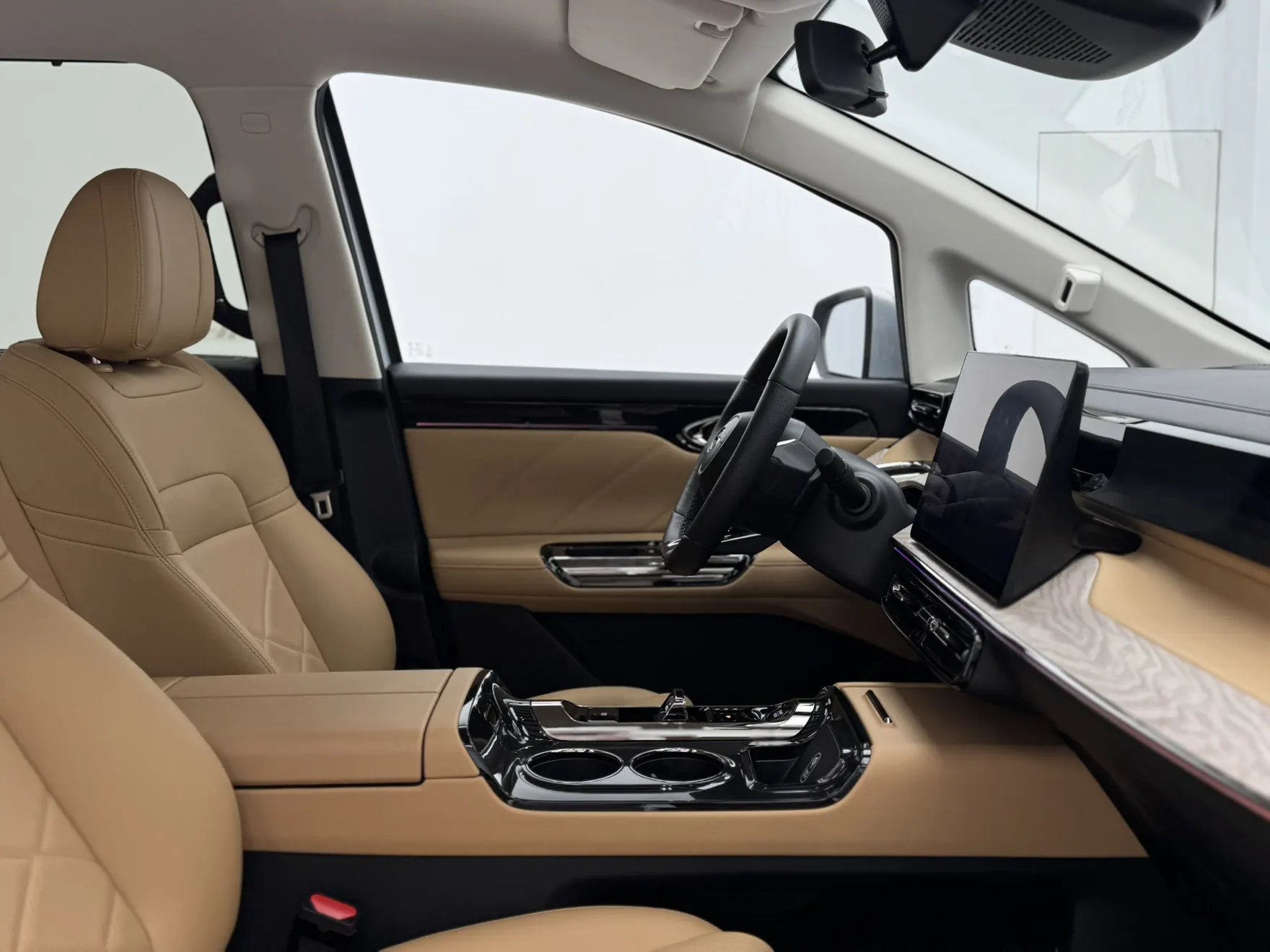 Trumpchi E8, 2024 10
