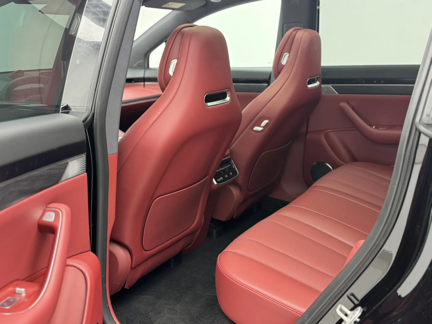 Luxeed R7, 2025 12