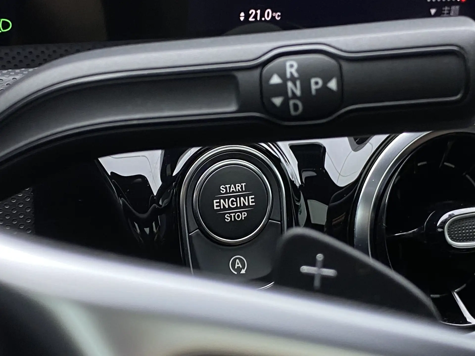 Mercedes-Benz A 200, 2022 24