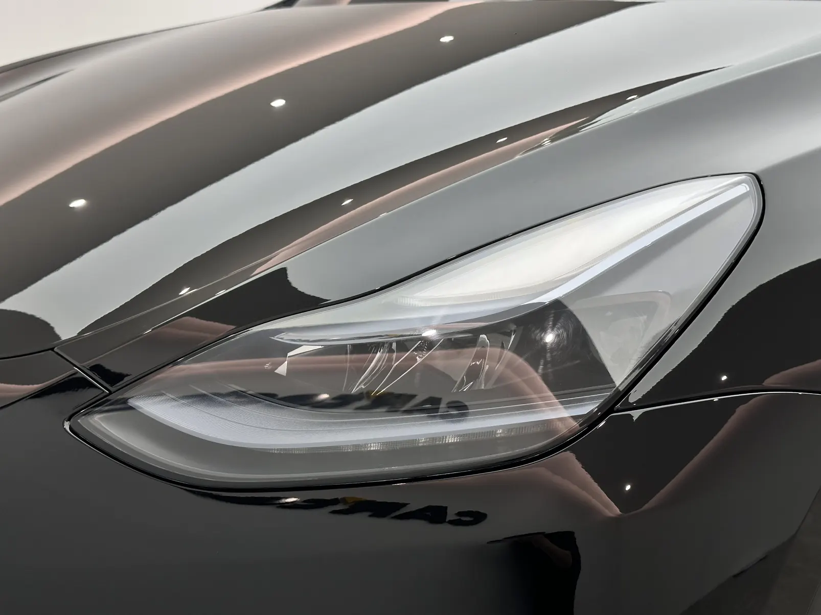 Tesla Model Y, 2023 18