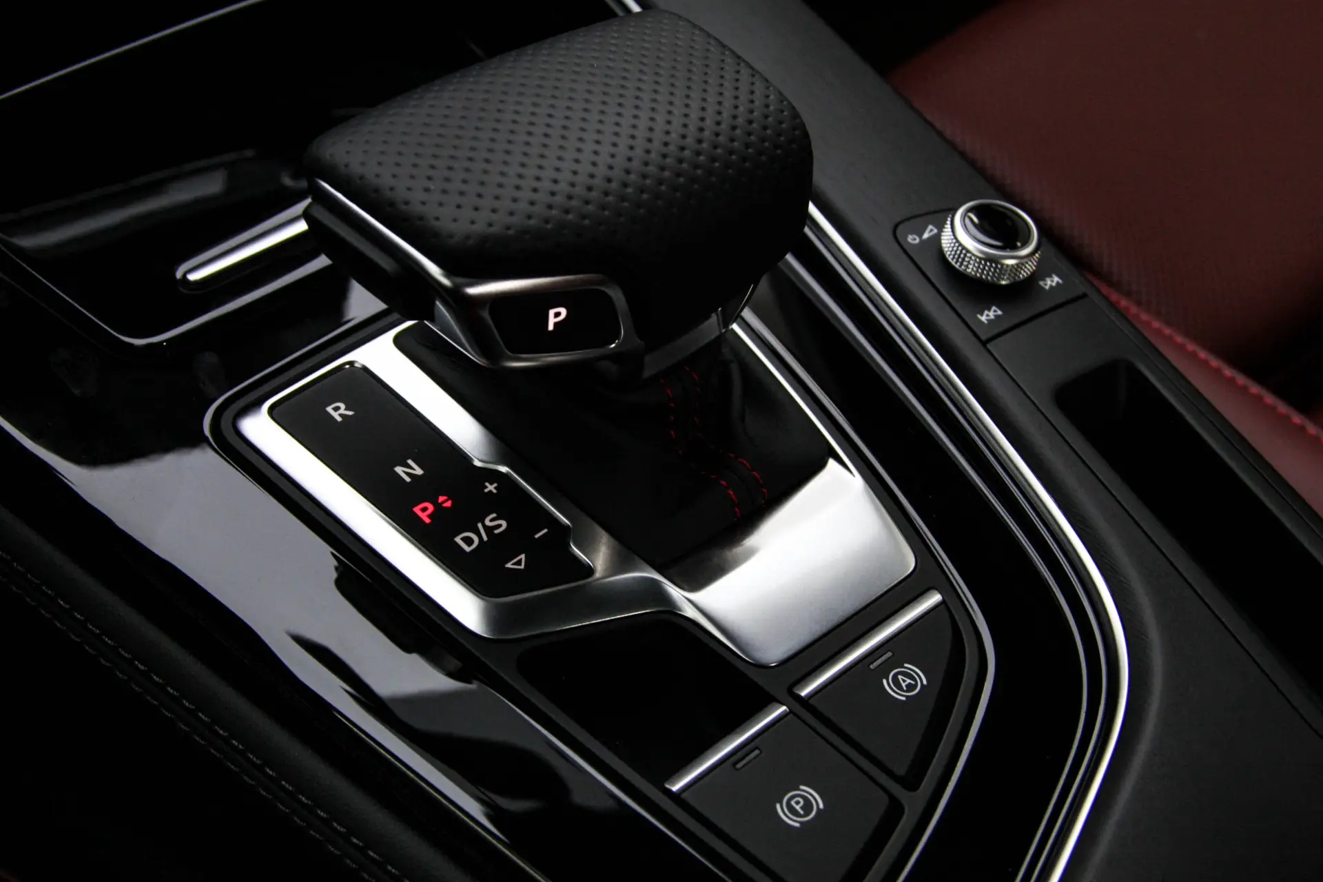 Audi A4L, 2025 20