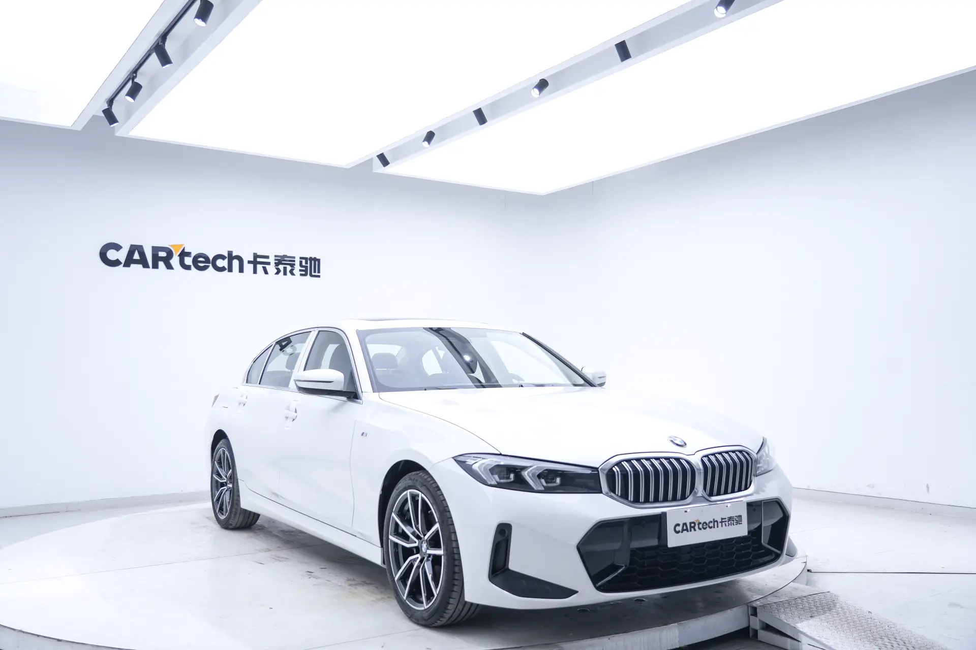 BMW 320Li, 2023 2
