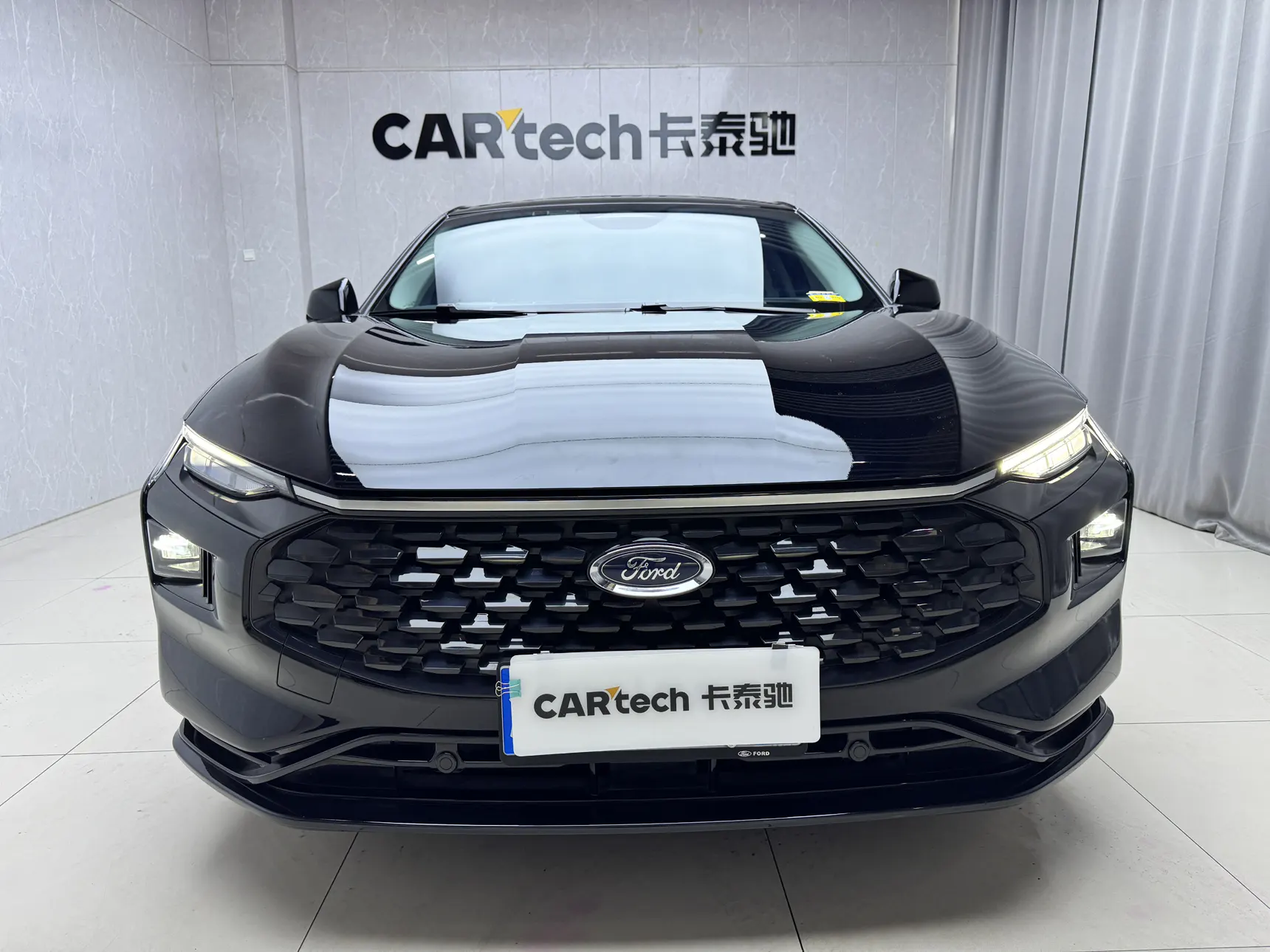 Ford Mondeo, 2024 3