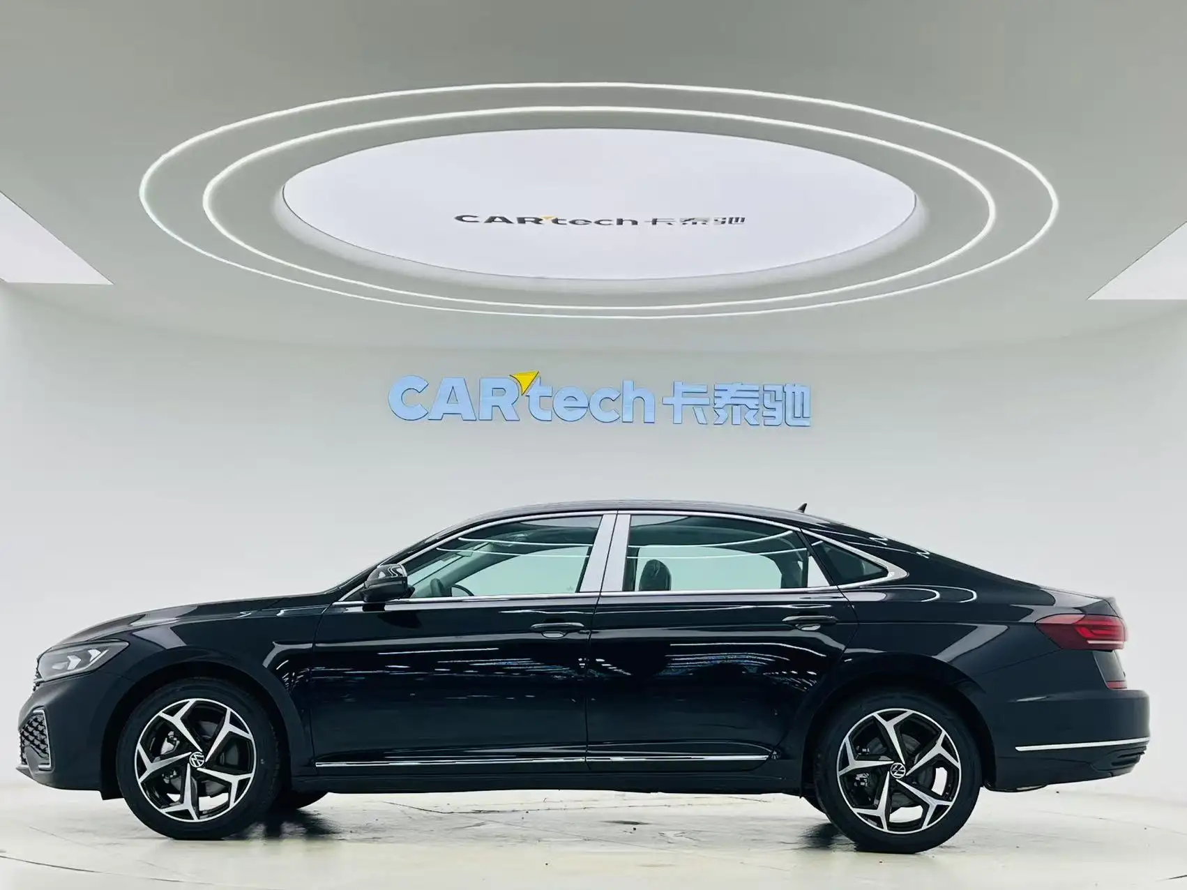 Volkswagen Passat, 2026 8