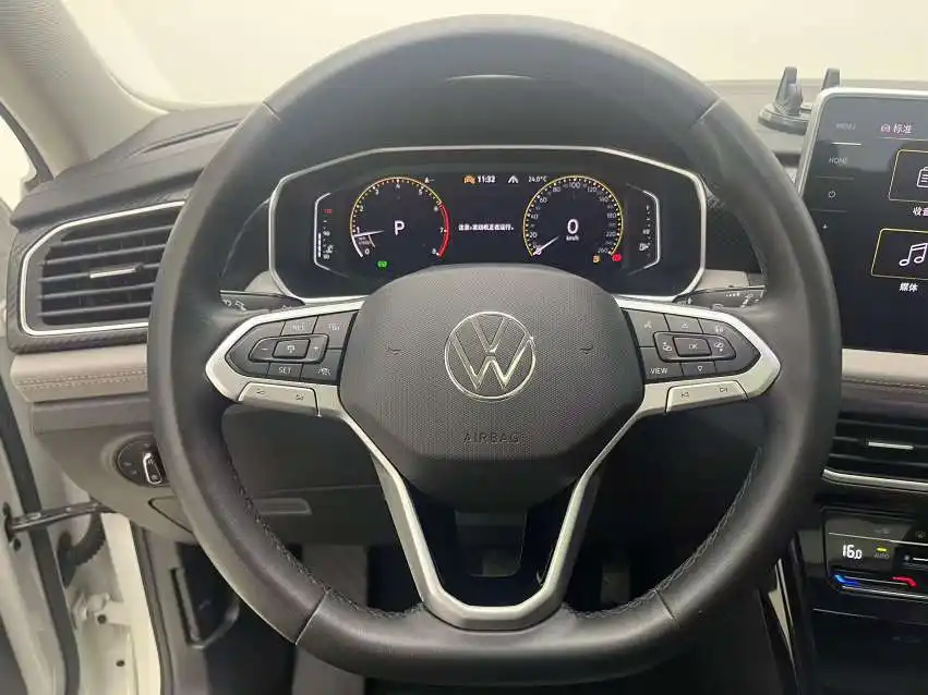 Volkswagen Tayron, 2023 13
