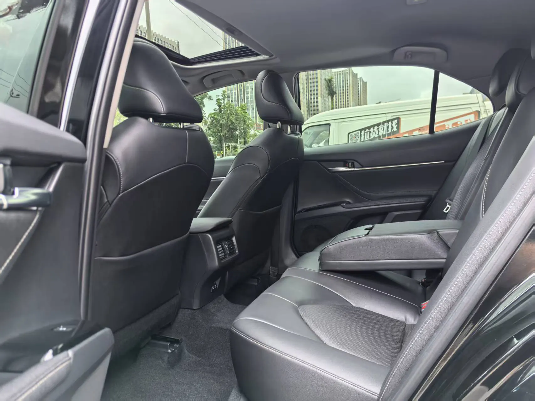 Toyota Camry, 2019 21